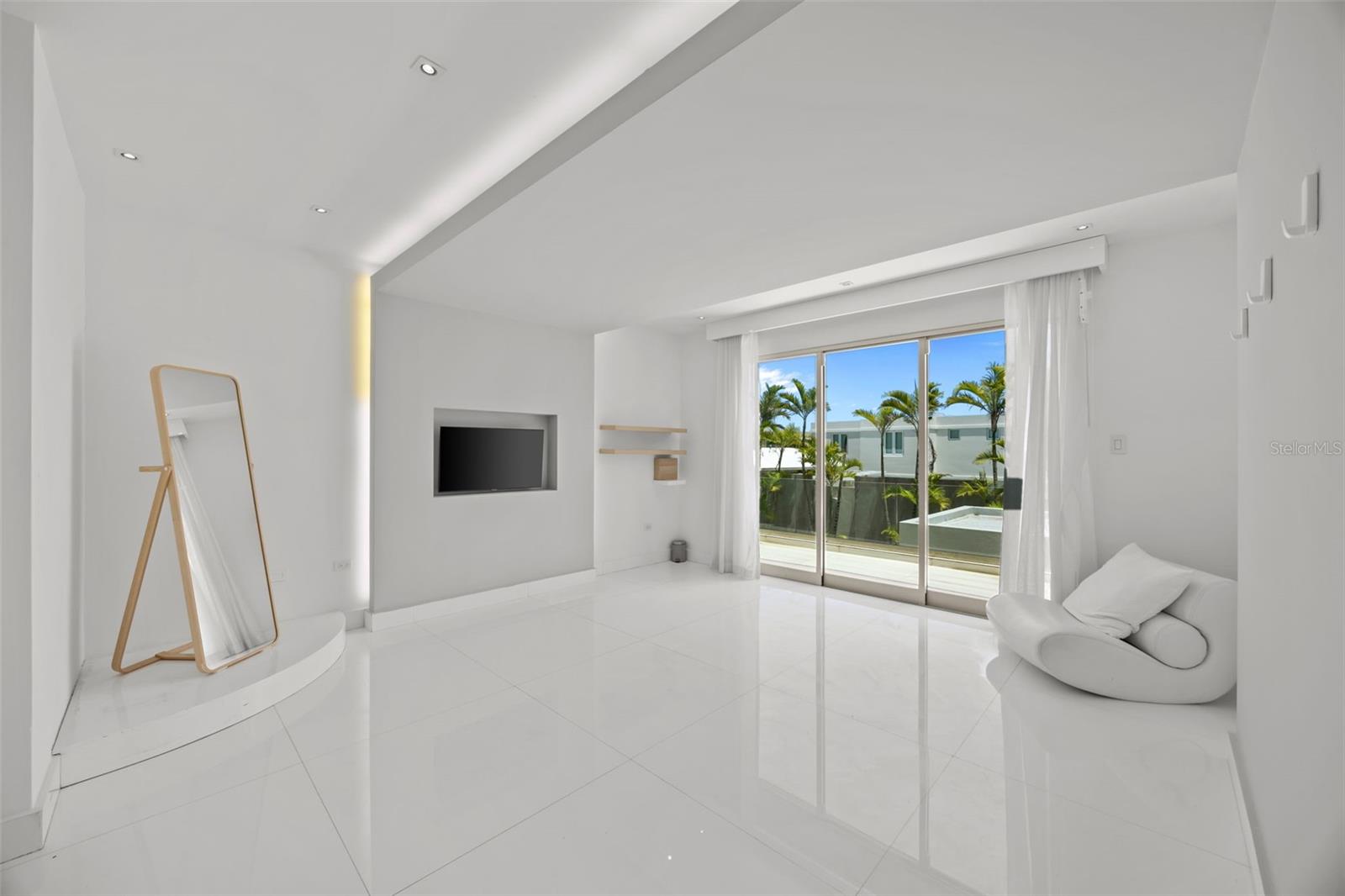 DORADO BEACH EAST - Residential