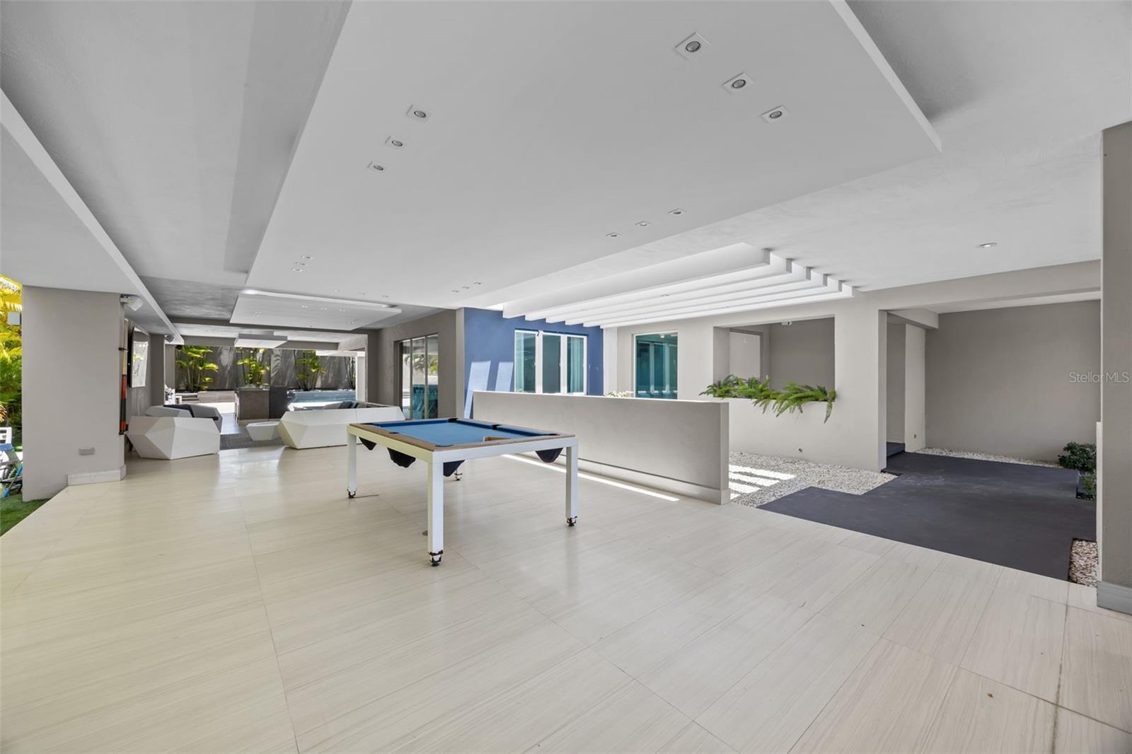 DORADO BEACH EAST - Residential