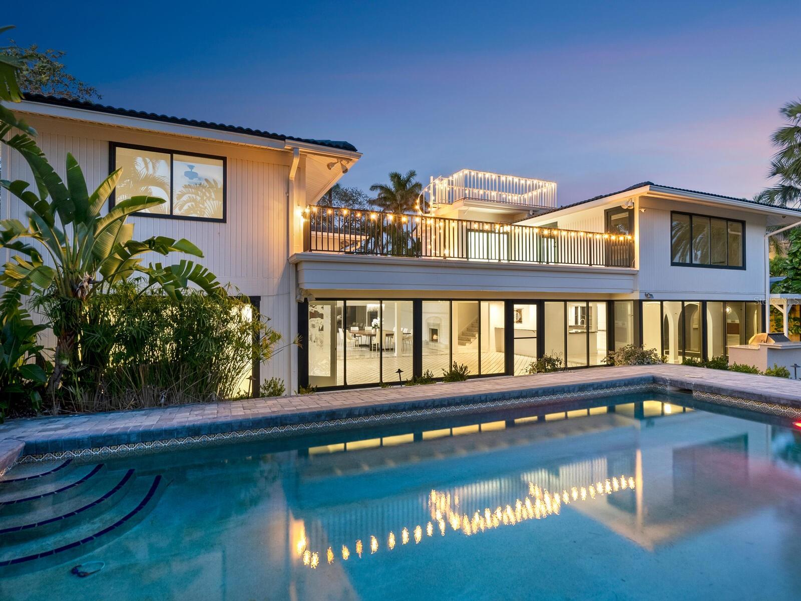 BAY ISLAND SHORES - Residential