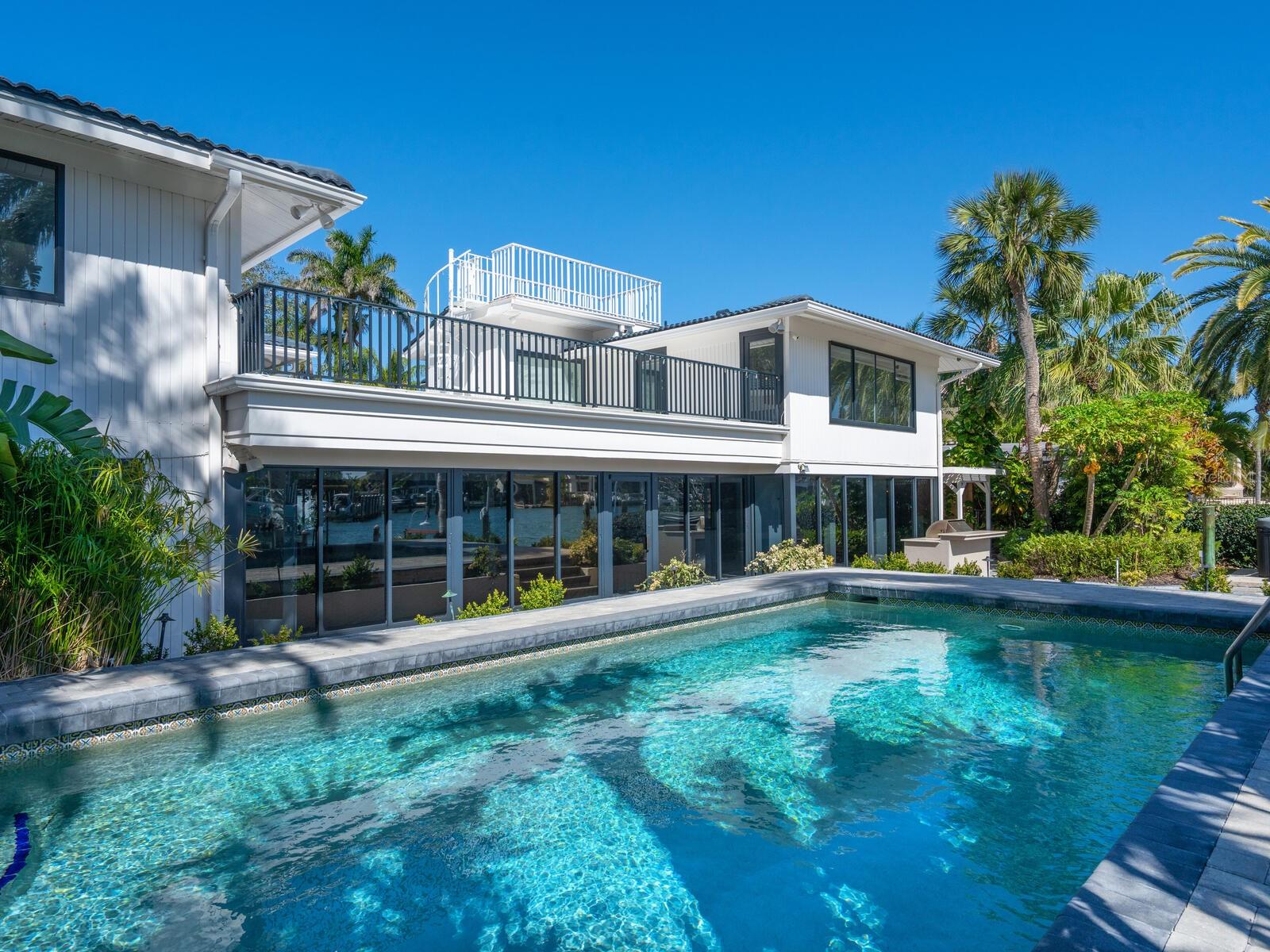 BAY ISLAND SHORES - Residential