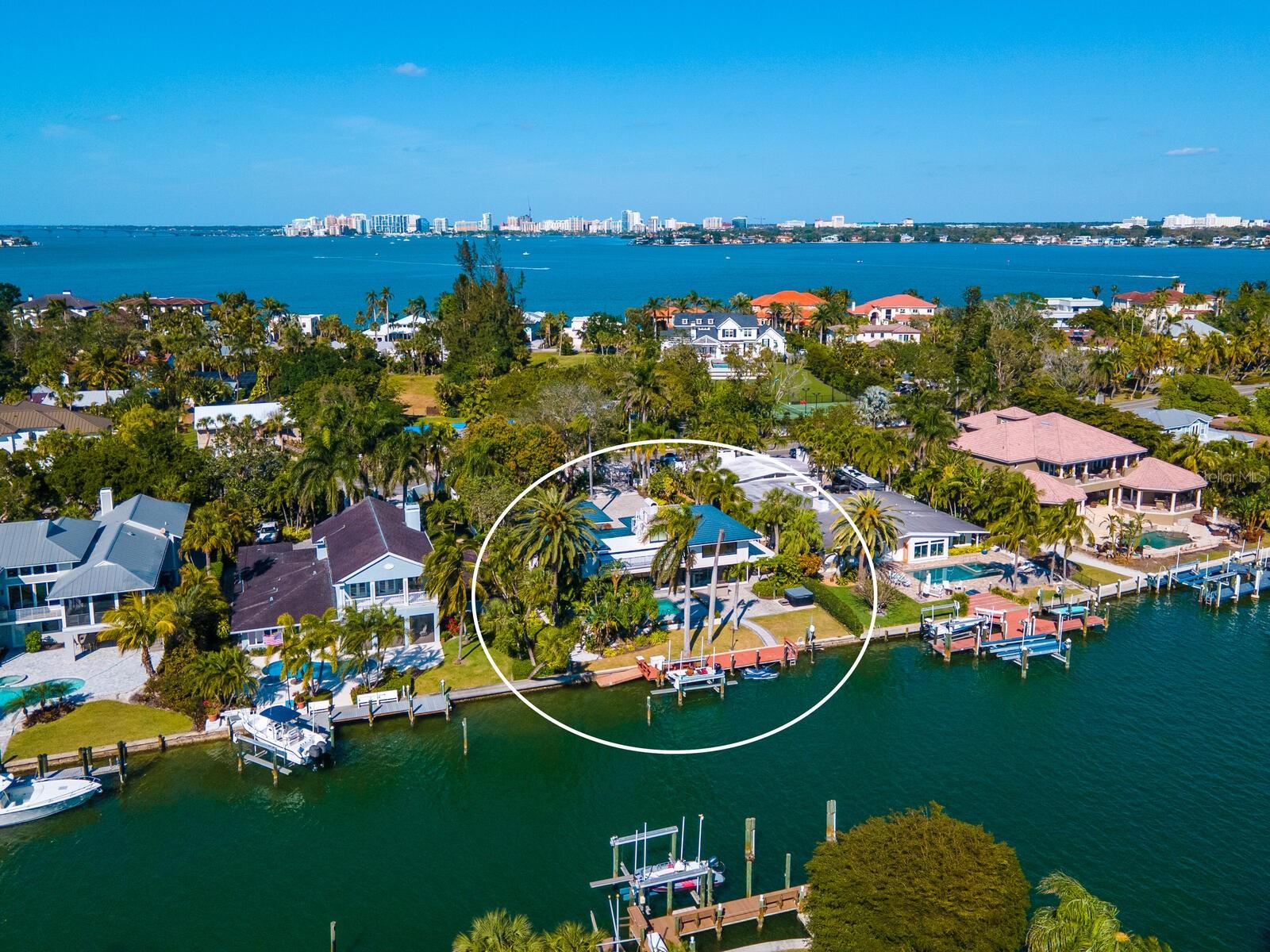 BAY ISLAND SHORES - Residential