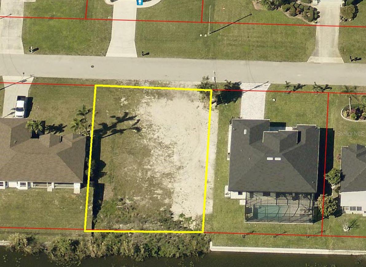 Nice and Cleared Residential Lot (80x125) Located in SW Cape Coral on the Freshwater Highlander Canal measuring 80 ft wide. This Lot has city water and sewer in place with a small assessment balance remaining. Within walking distance to the Palmetto Pine Country Club and surrounded by lots of beautiful new homes on a quiet street. Conveniently located and NOT in a flood zone.