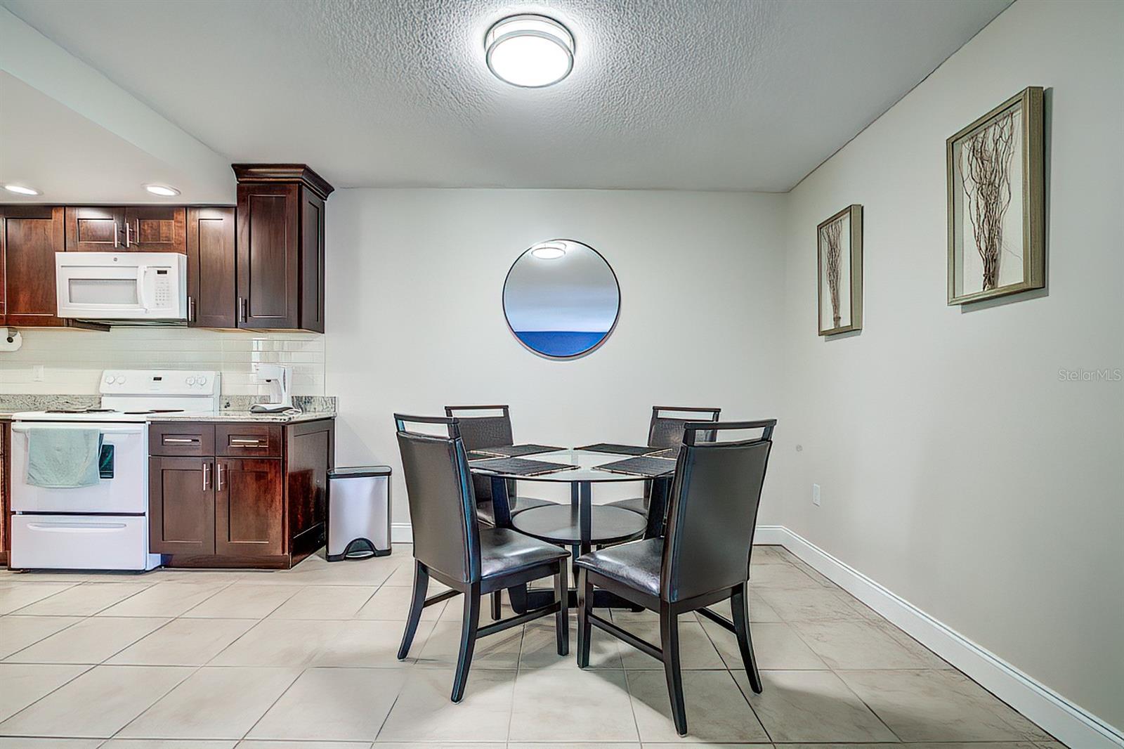 WINDRUSH COVE PH 1 CONDO - Residential