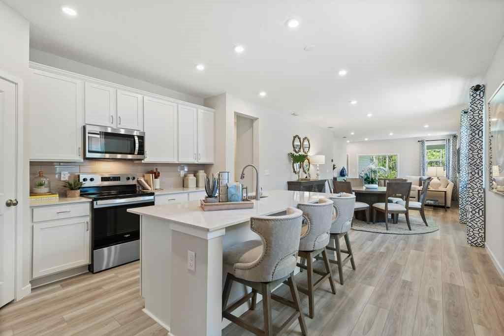 SEMINOLE PALMS PH 1 - Residential