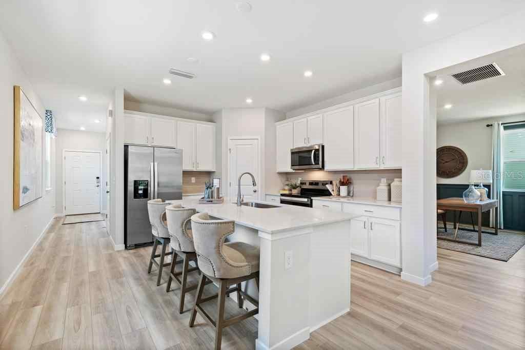 SEMINOLE PALMS PH 1 - Residential