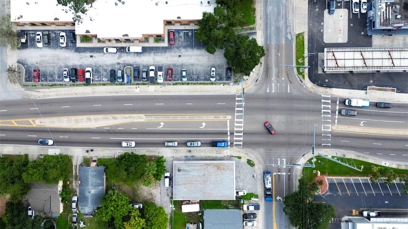 GOODS ADD TO TAMPA - Commercial Sale