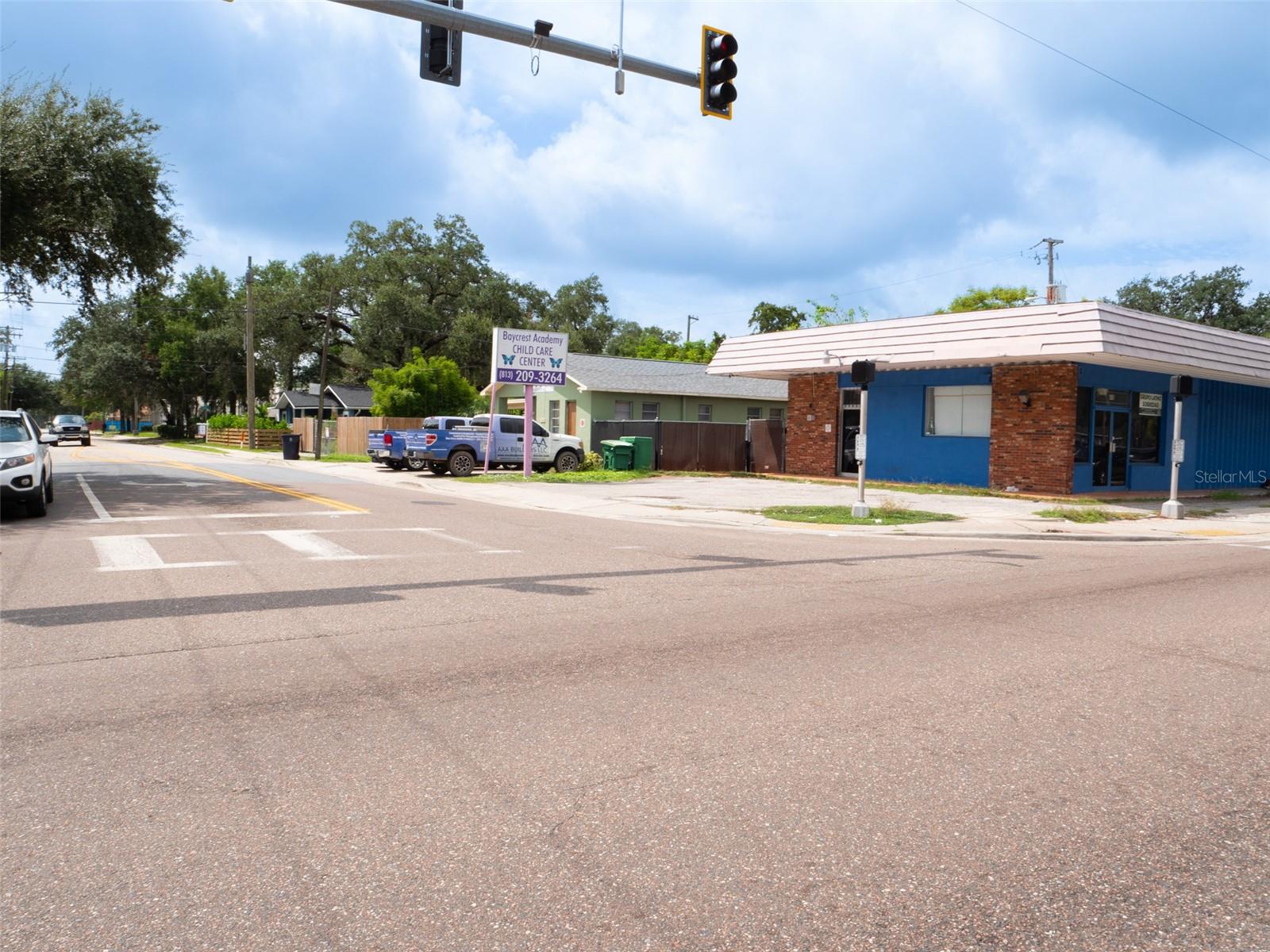 415 E DR MARTIN LUTHER KING JR BOULEVARD