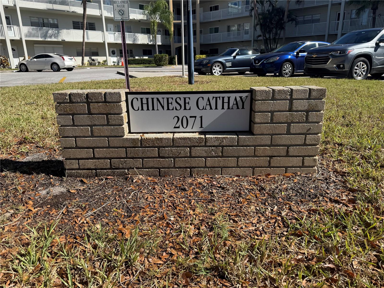 ON TOP OF THE WORLD - Residential