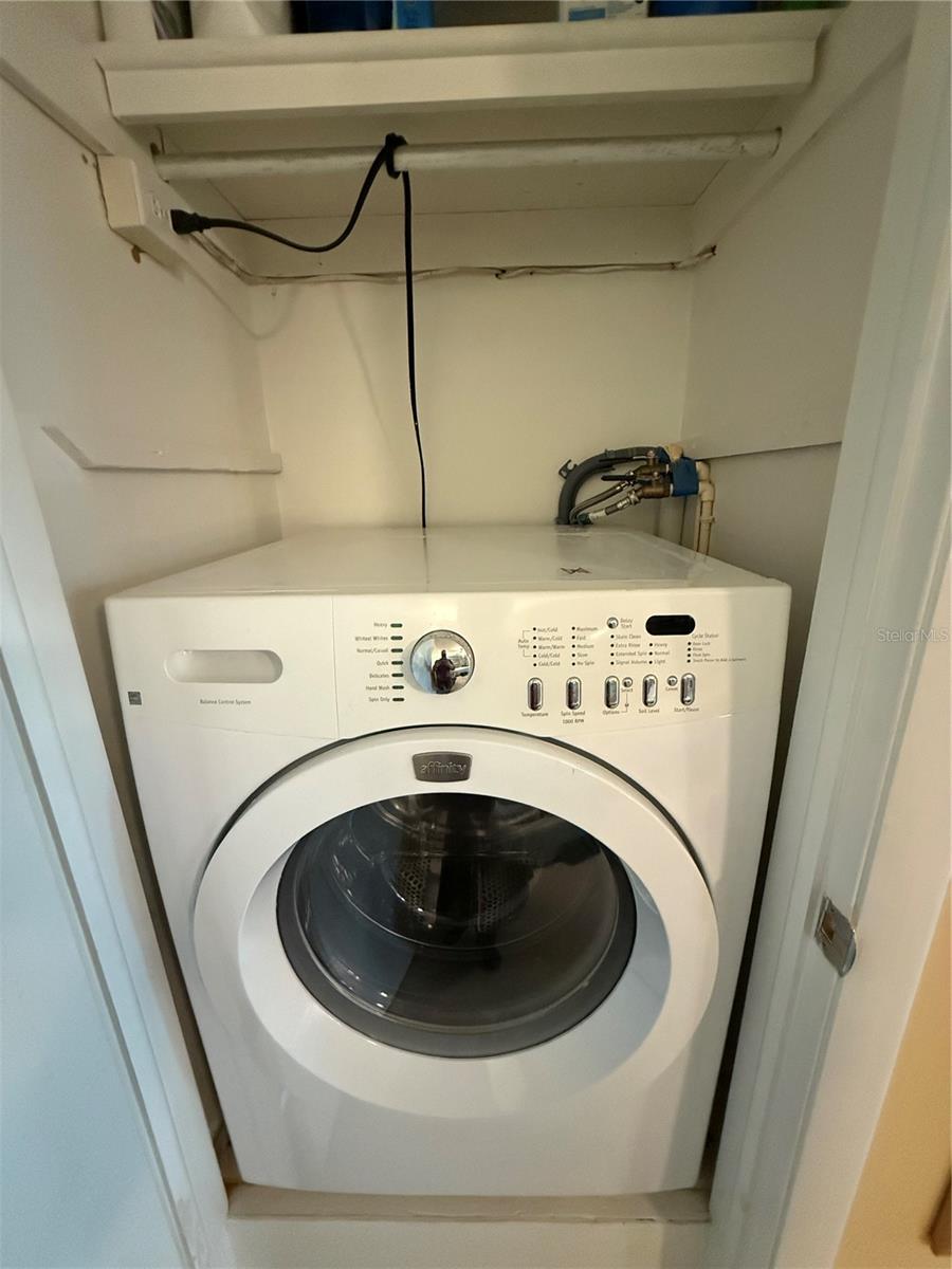 ON TOP OF THE WORLD - Residential