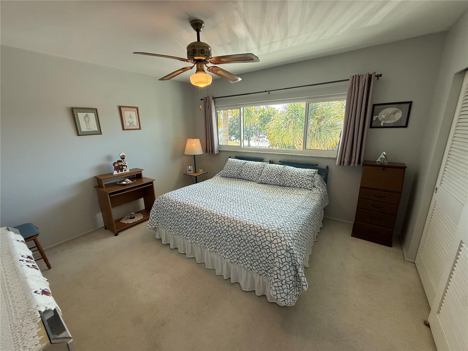 ON TOP OF THE WORLD - Residential