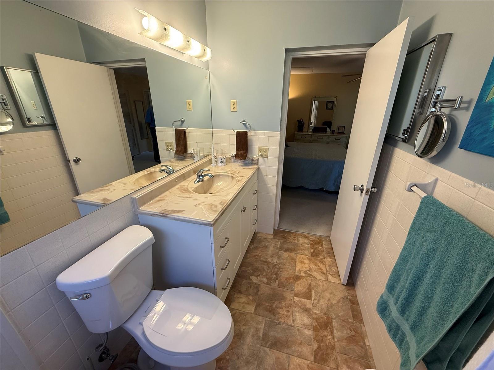 ON TOP OF THE WORLD - Residential