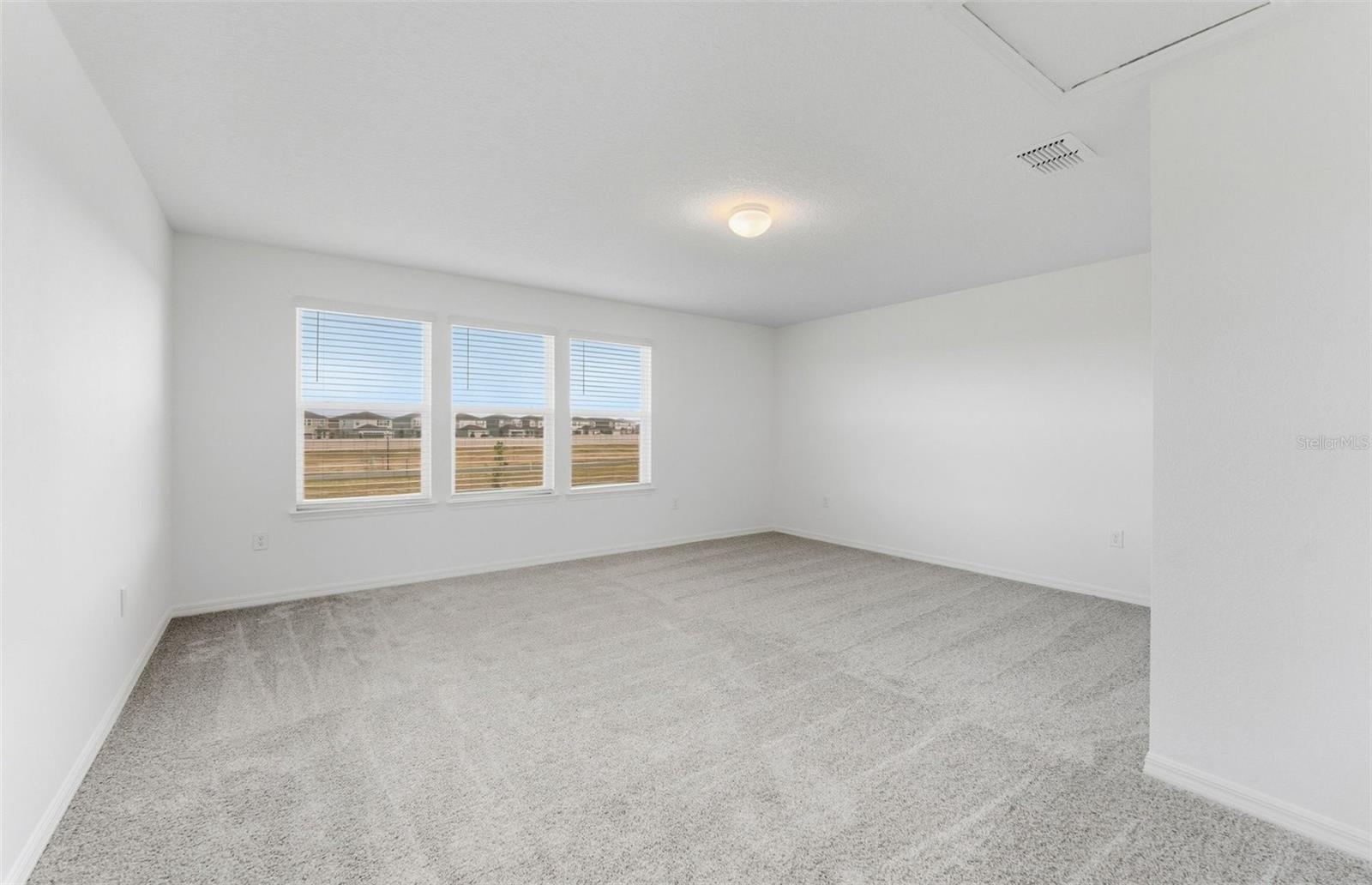 SILVERLAKE PHASE 2 - Residential