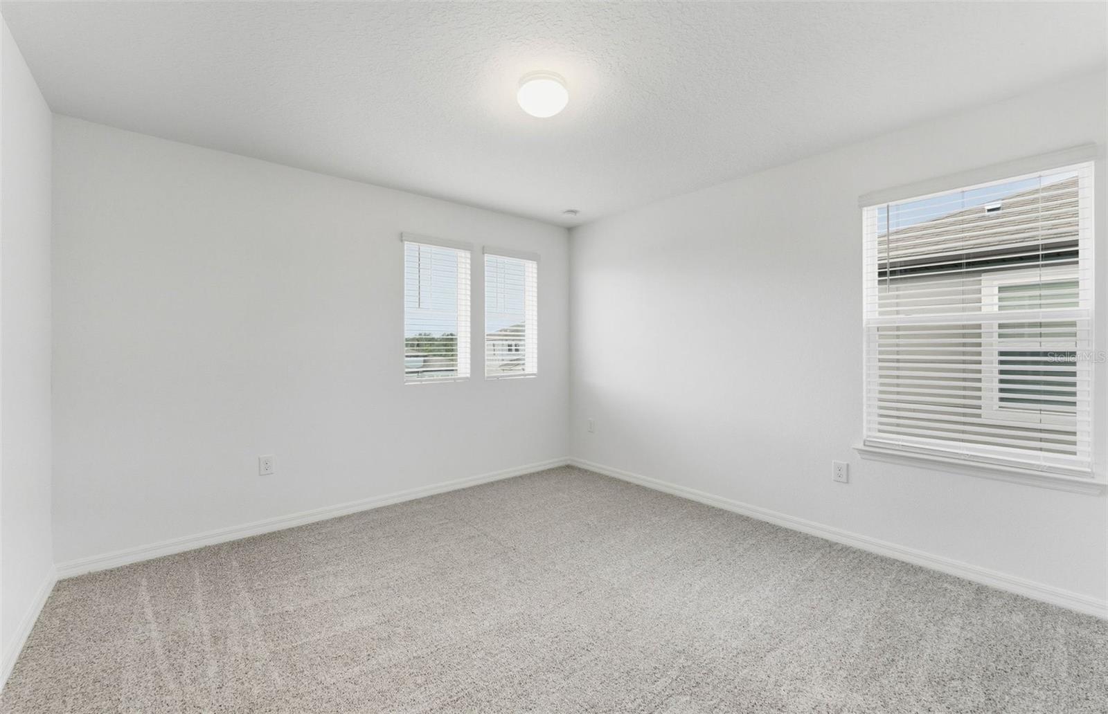 SILVERLAKE PHASE 2 - Residential