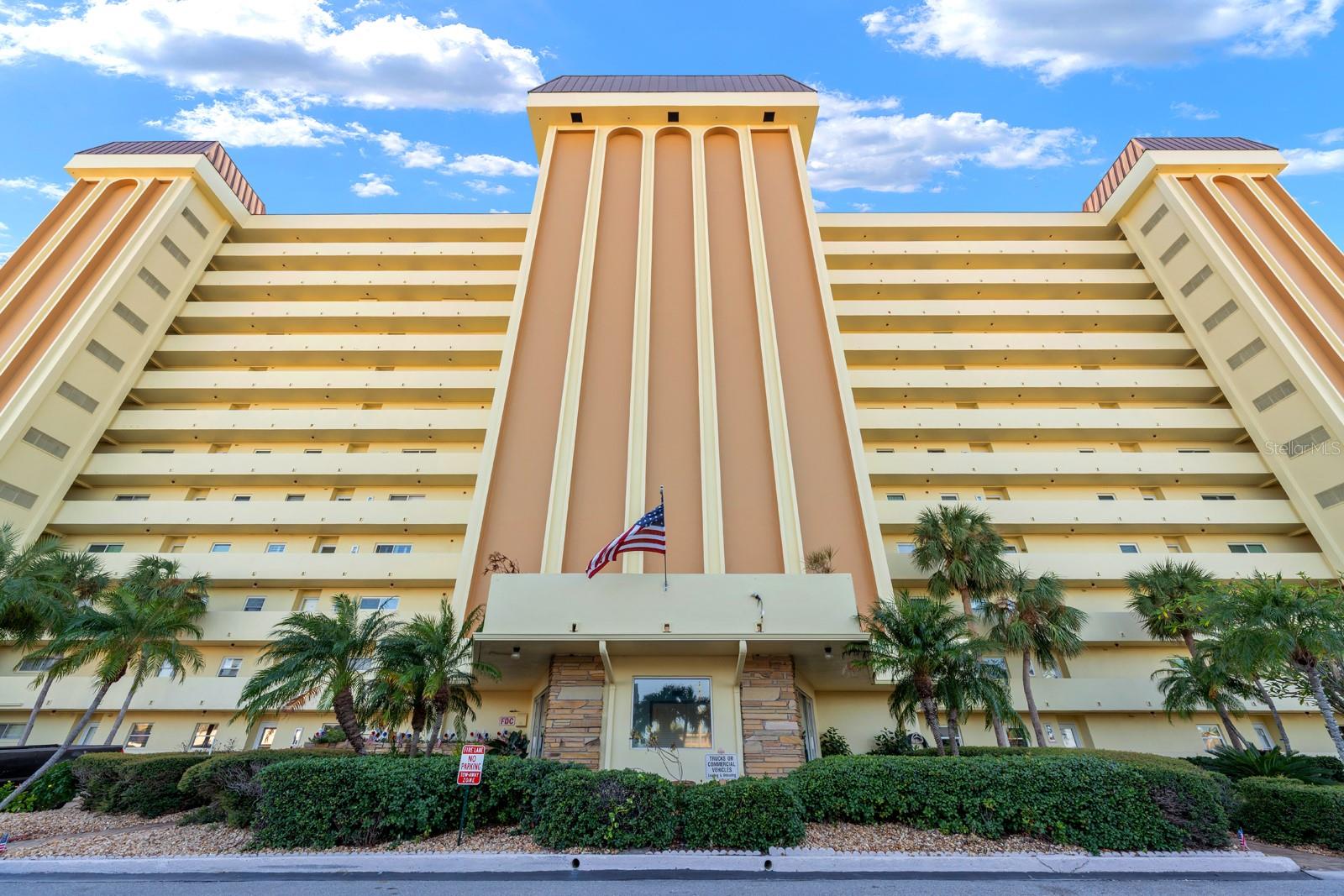 WASHINGTON TOWERS THE CONDO - Residential