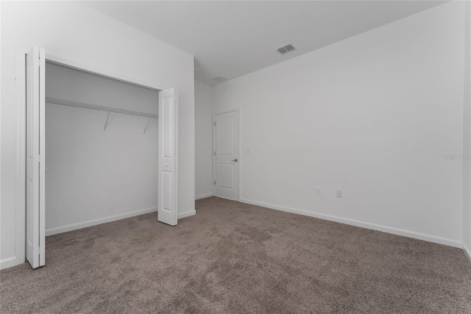 CHAMPIONS POINTE 50S - Residential Lease