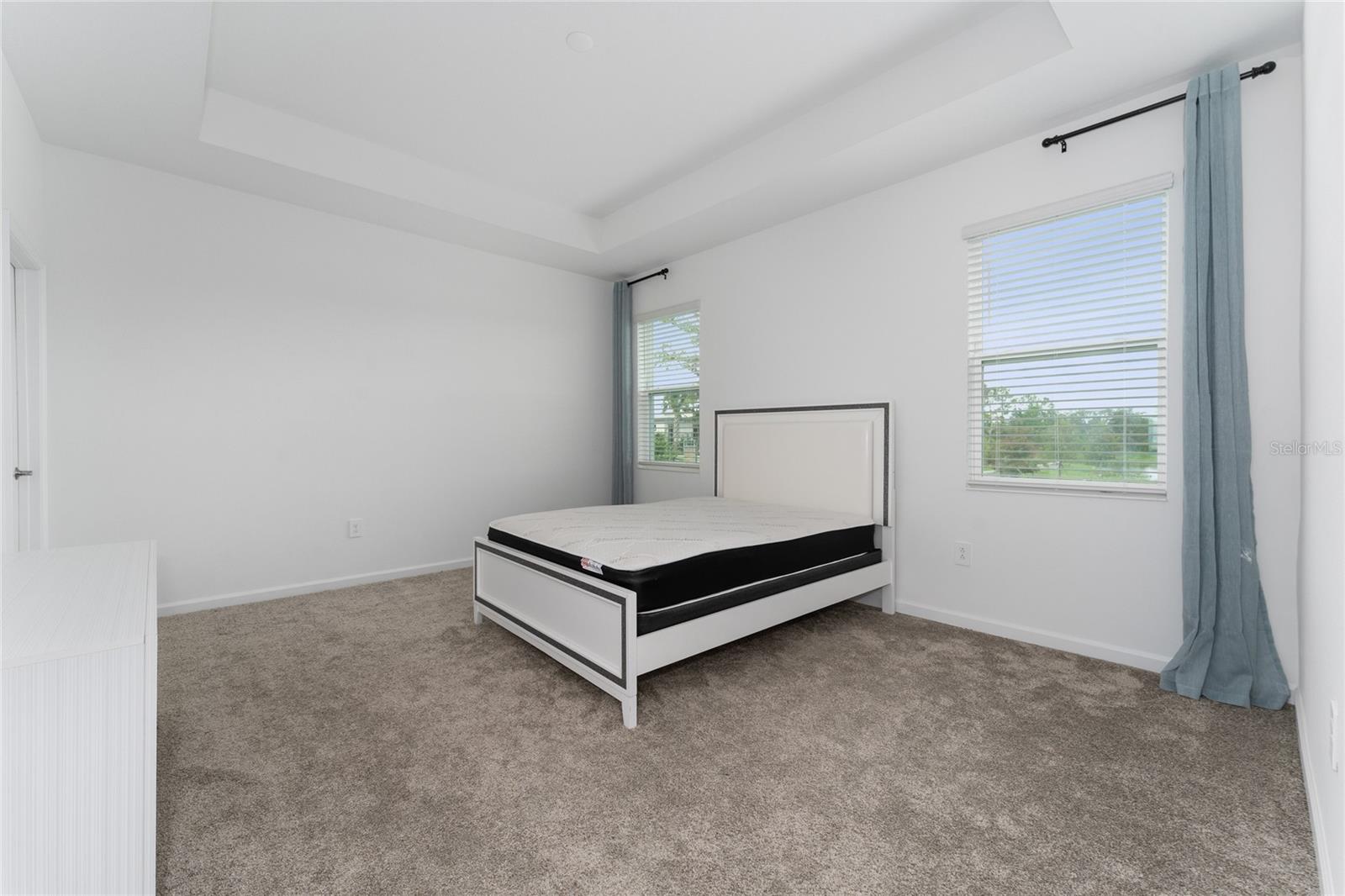 CHAMPIONS POINTE 50S - Residential Lease