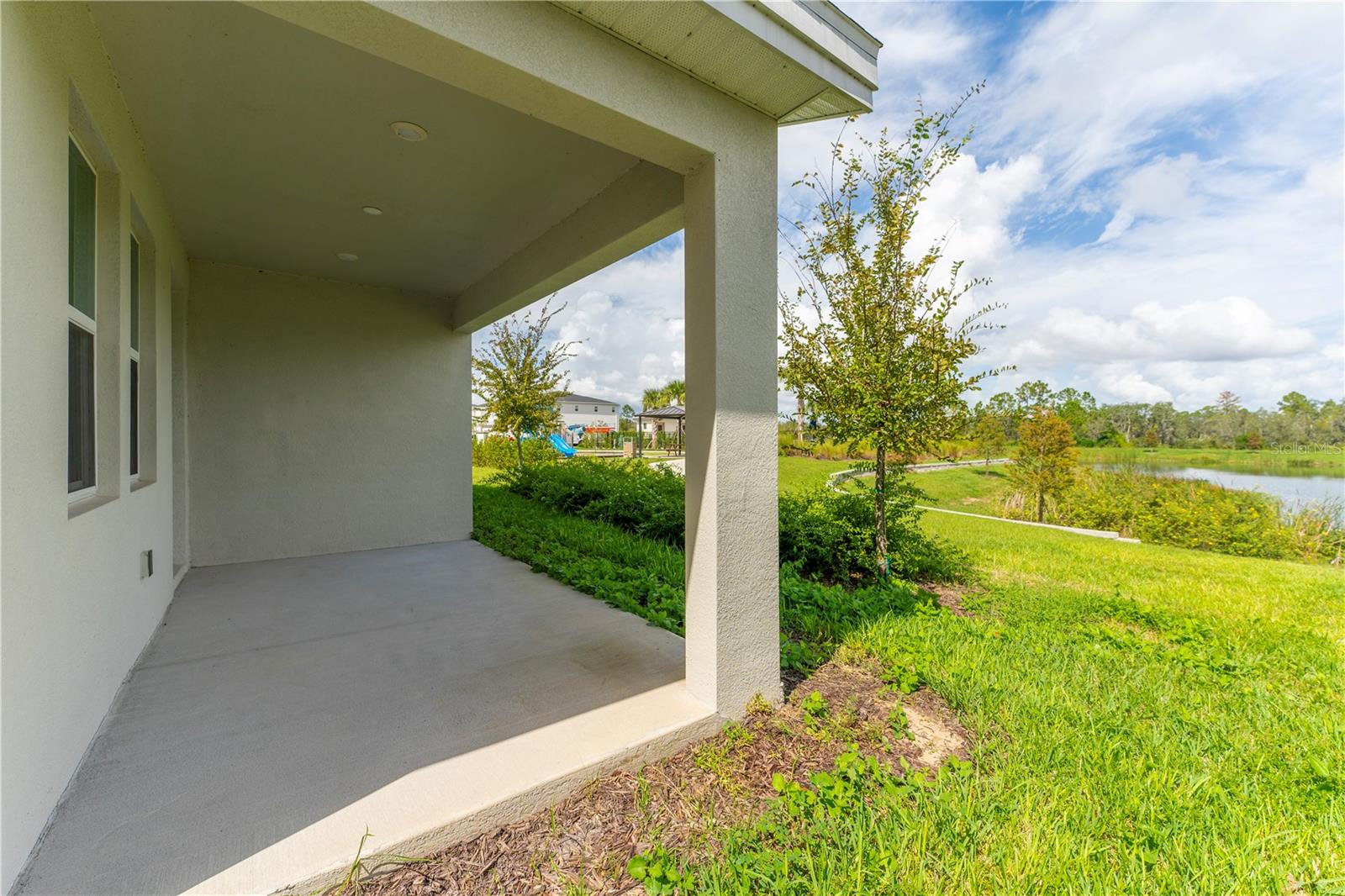 CHAMPIONS POINTE 50S - Residential Lease