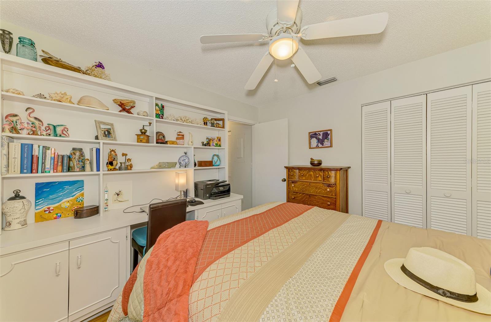 HERON LAKES - Residential