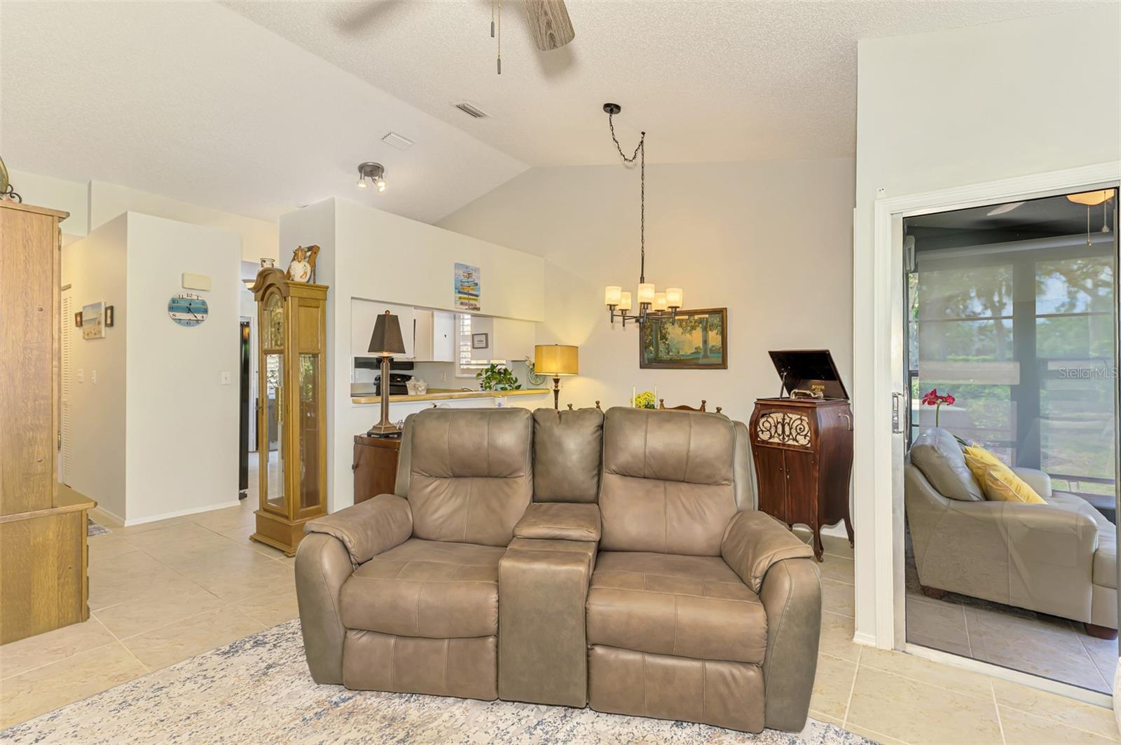 HERON LAKES - Residential