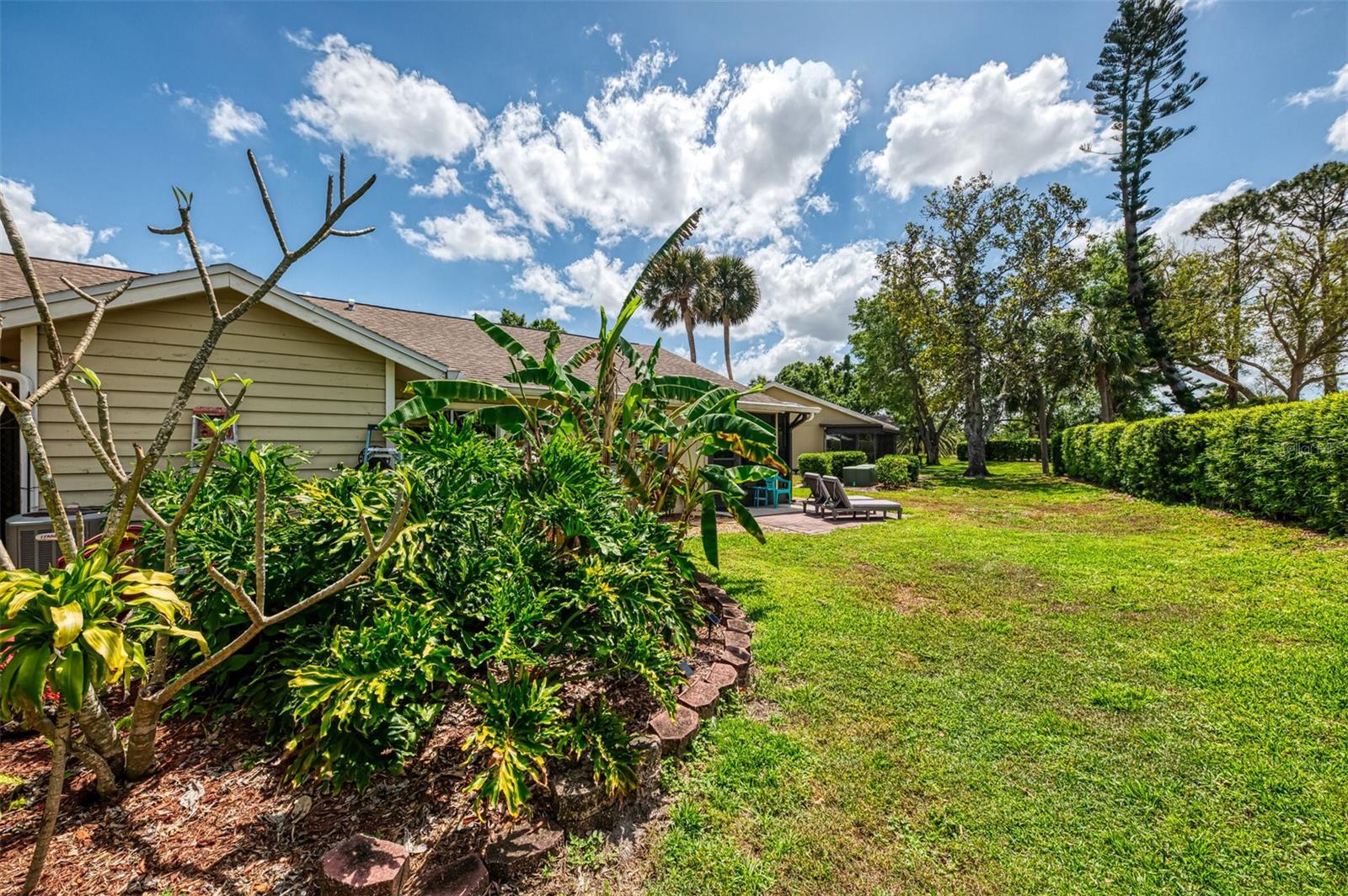 HERON LAKES - Residential