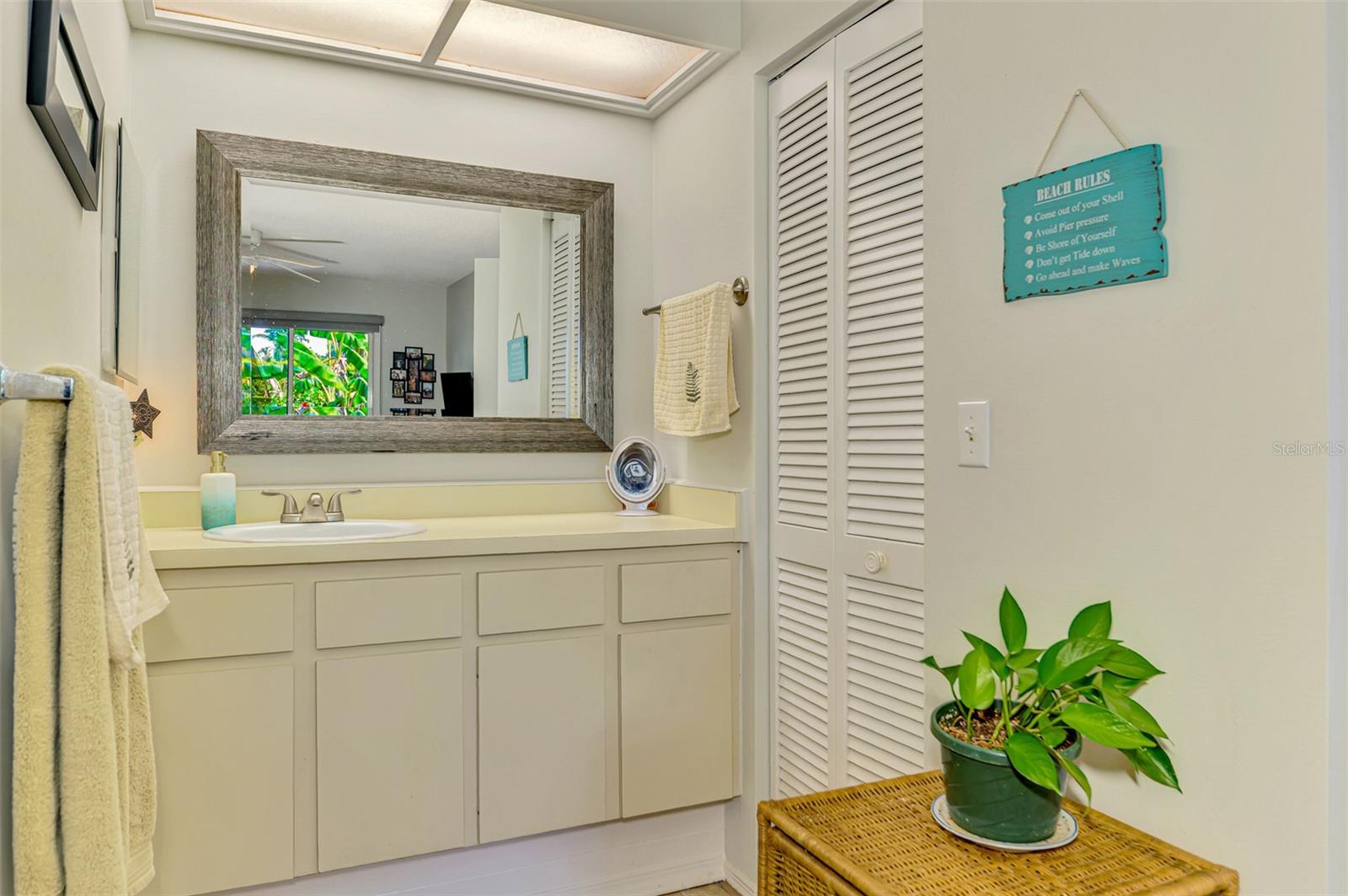 HERON LAKES - Residential