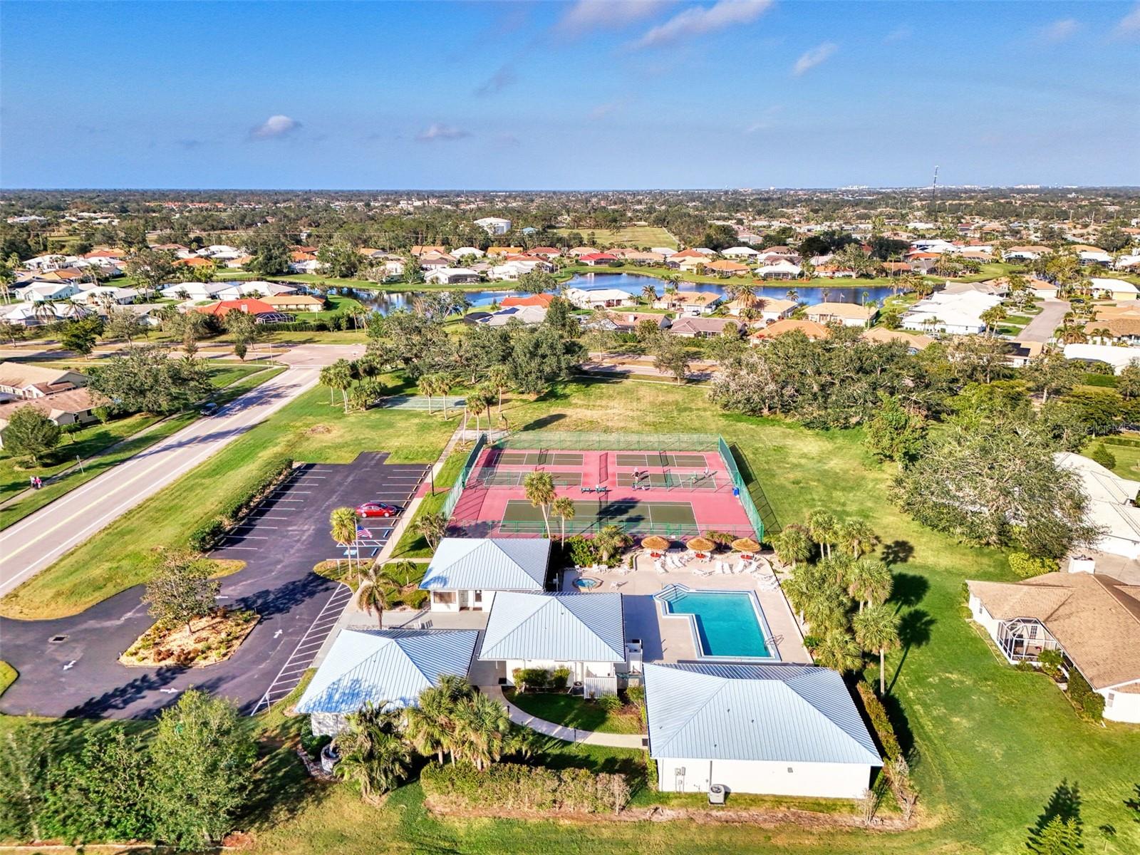 HERON LAKES - Residential