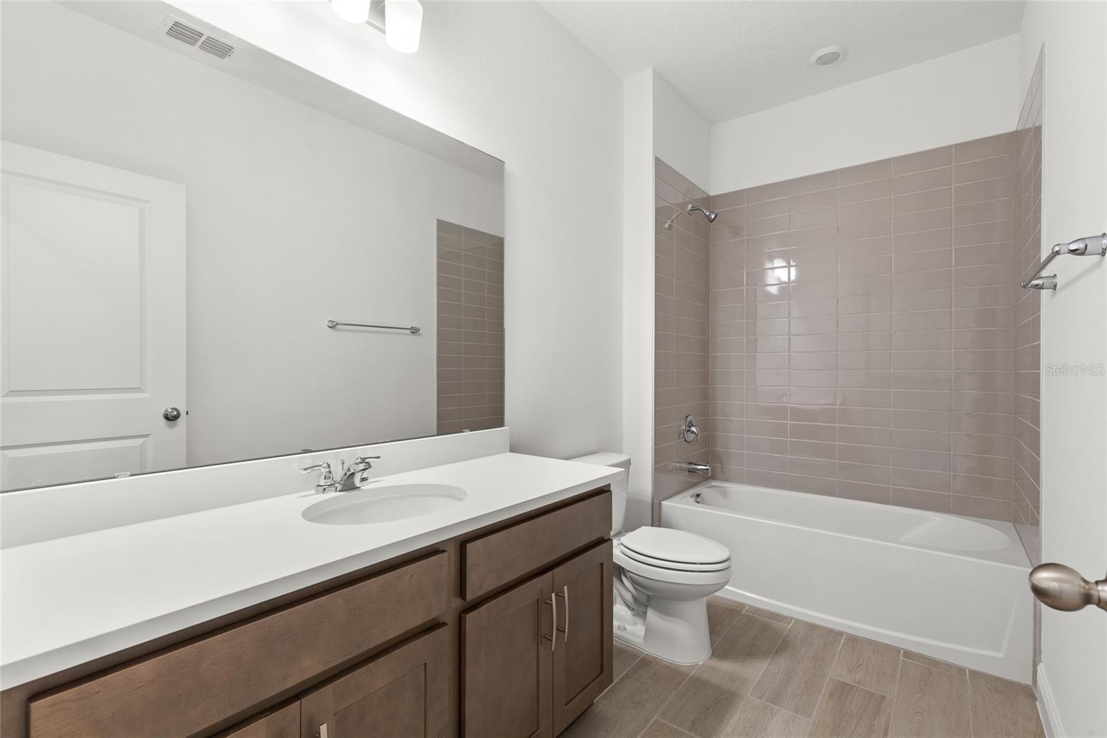 CROSSROADS AT KELLY PARK PHASE 1A - Residential