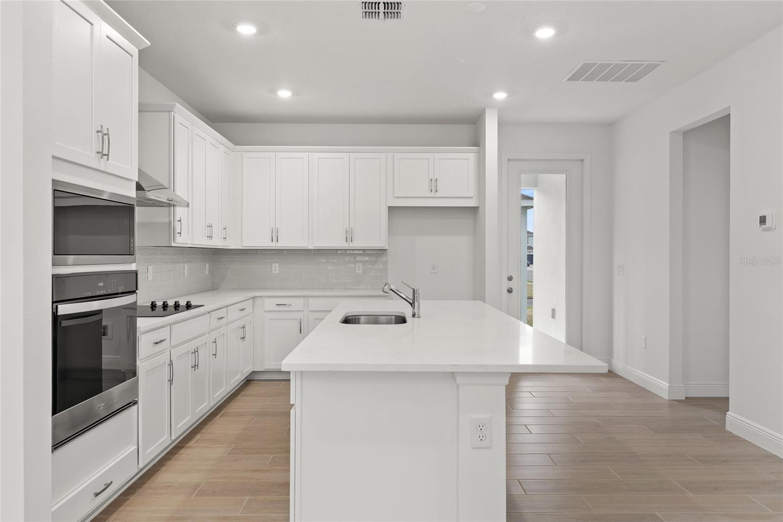 CROSSROADS AT KELLY PARK PHASE 1A - Residential