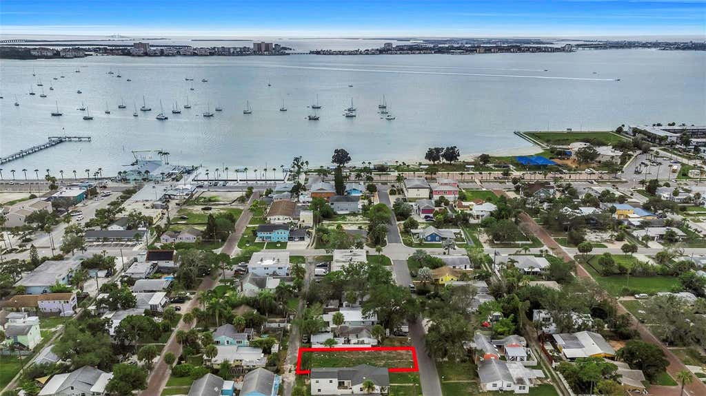 Photo of 3020 Clinton Street S, Gulfport, FL 33707 (MLS # W7887979)