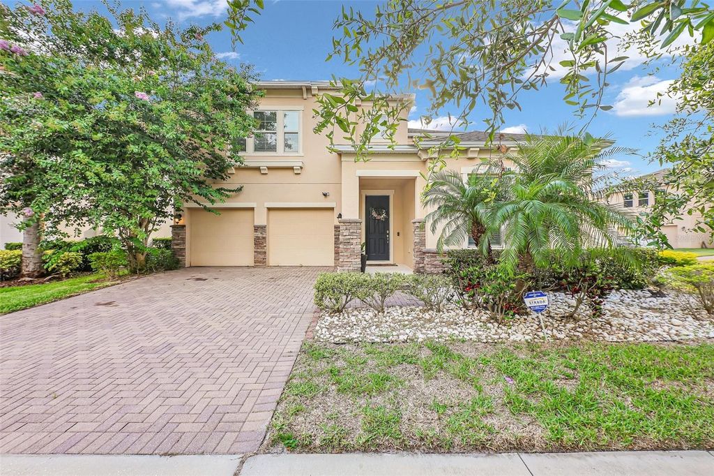 Photo of 9014 Outlook Rock Trail, Windermere, FL 34786 (MLS # O6402660)