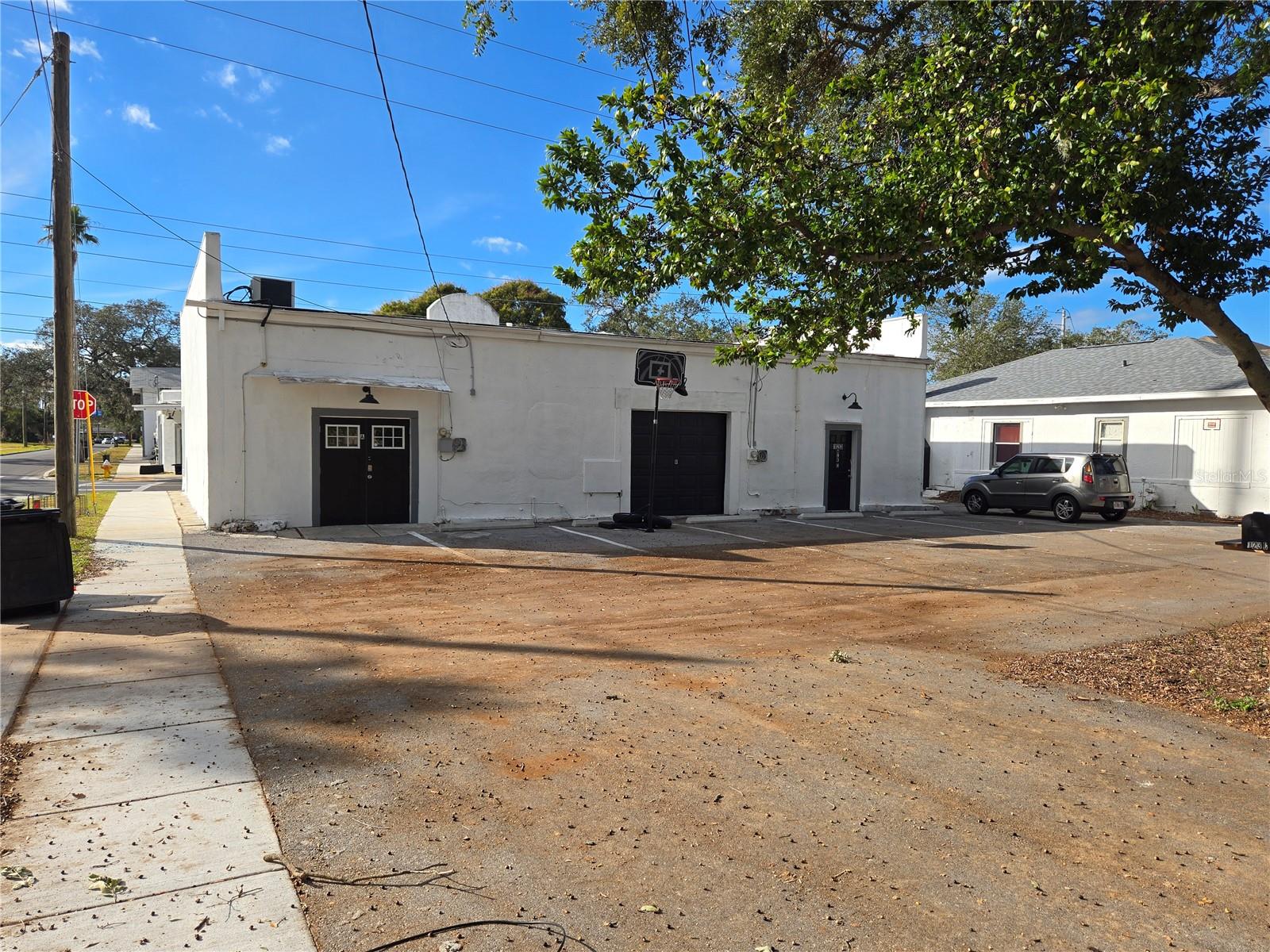 123 N MARTIN LUTHER KING JR AVENUE A