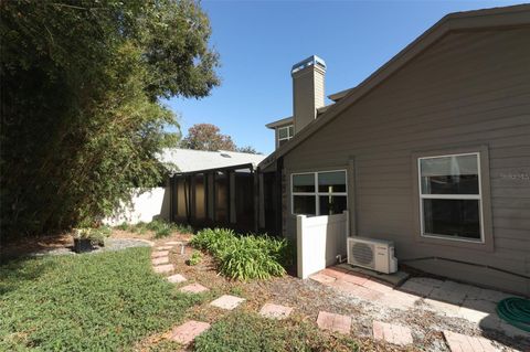 A home in LONGWOOD