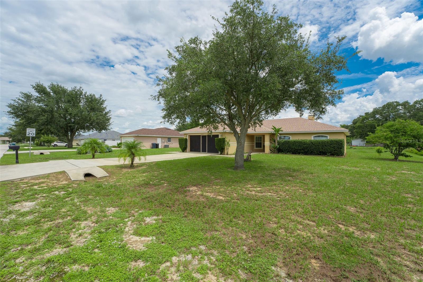 6023 COUNTRY WALK LANE