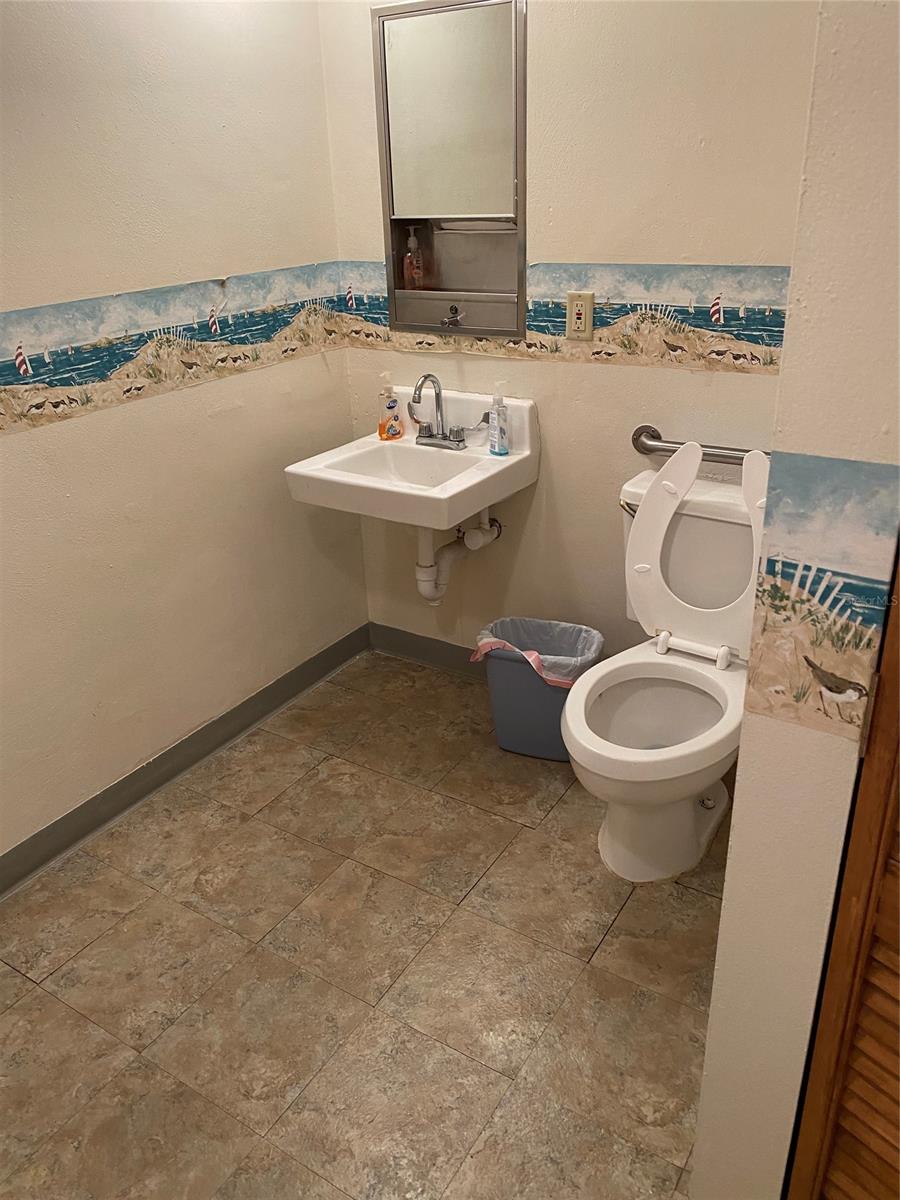 Country Club Harbor Rep - Commercial Sale