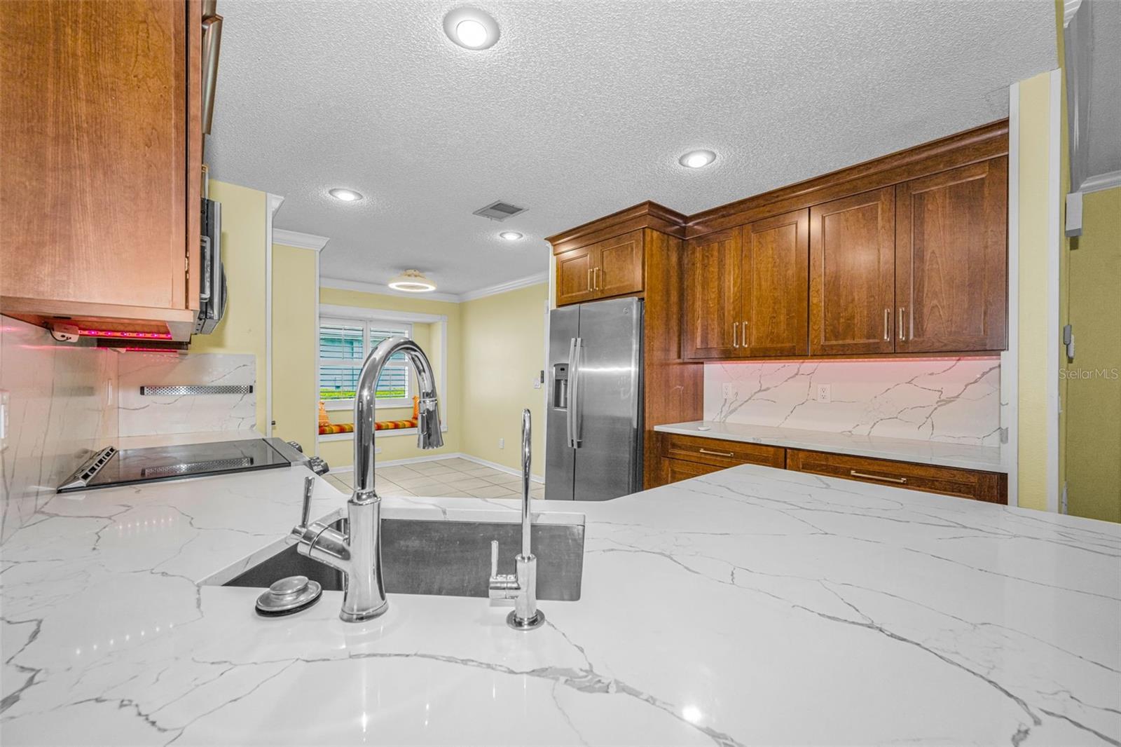 MANCHESTER III CONDO PHA - Residential