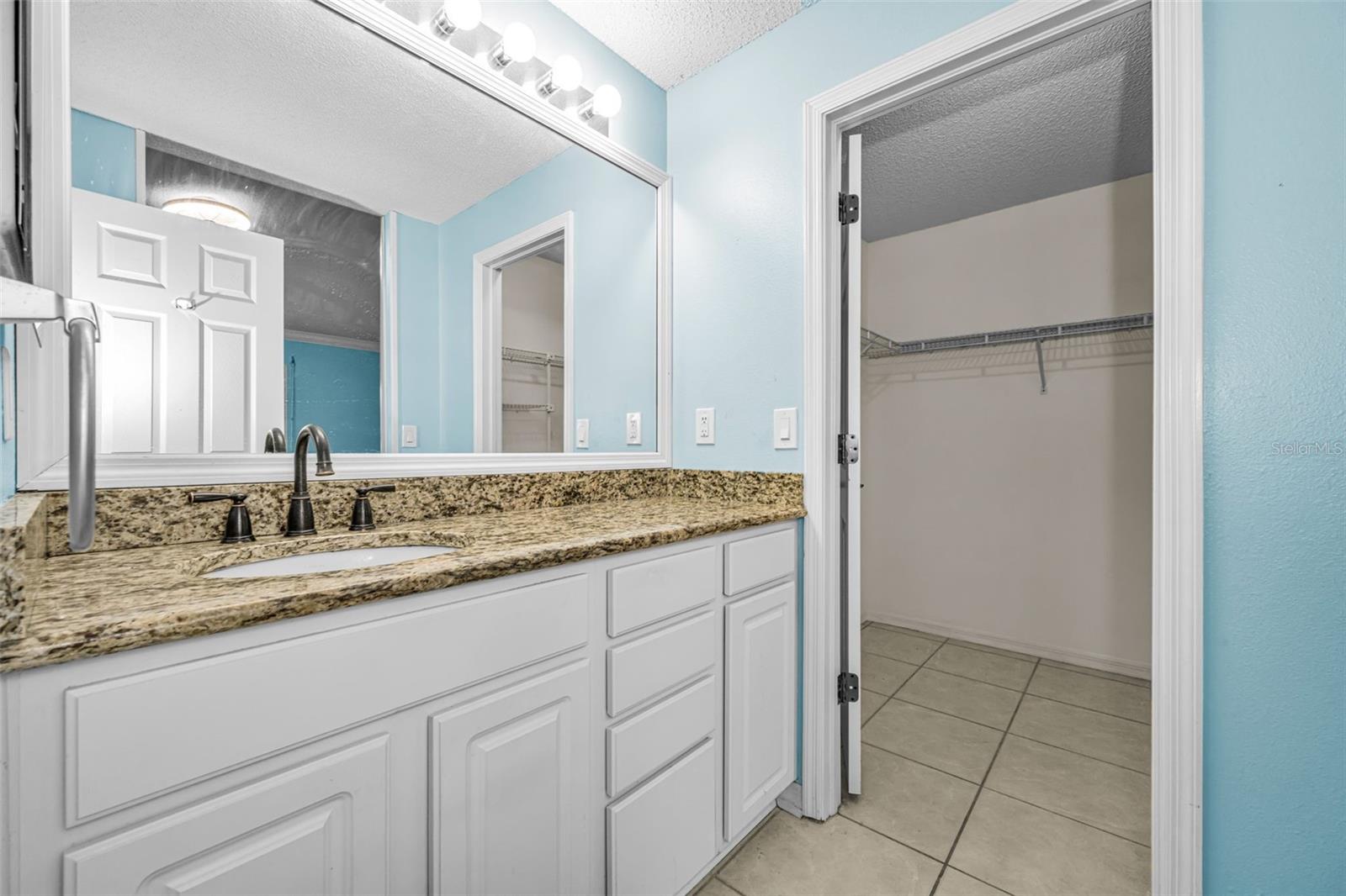 MANCHESTER III CONDO PHA - Residential