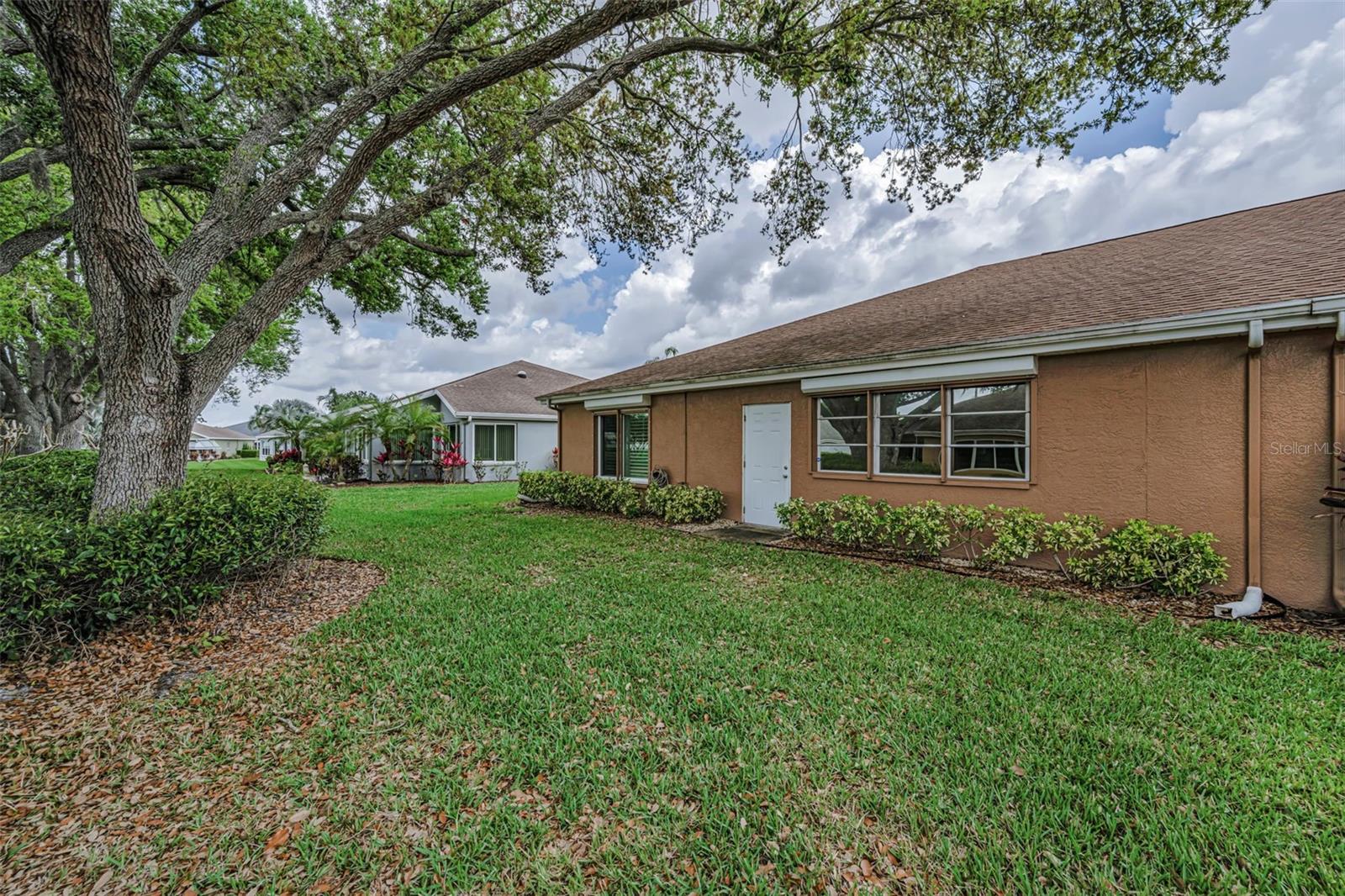 MANCHESTER III CONDO PHA - Residential