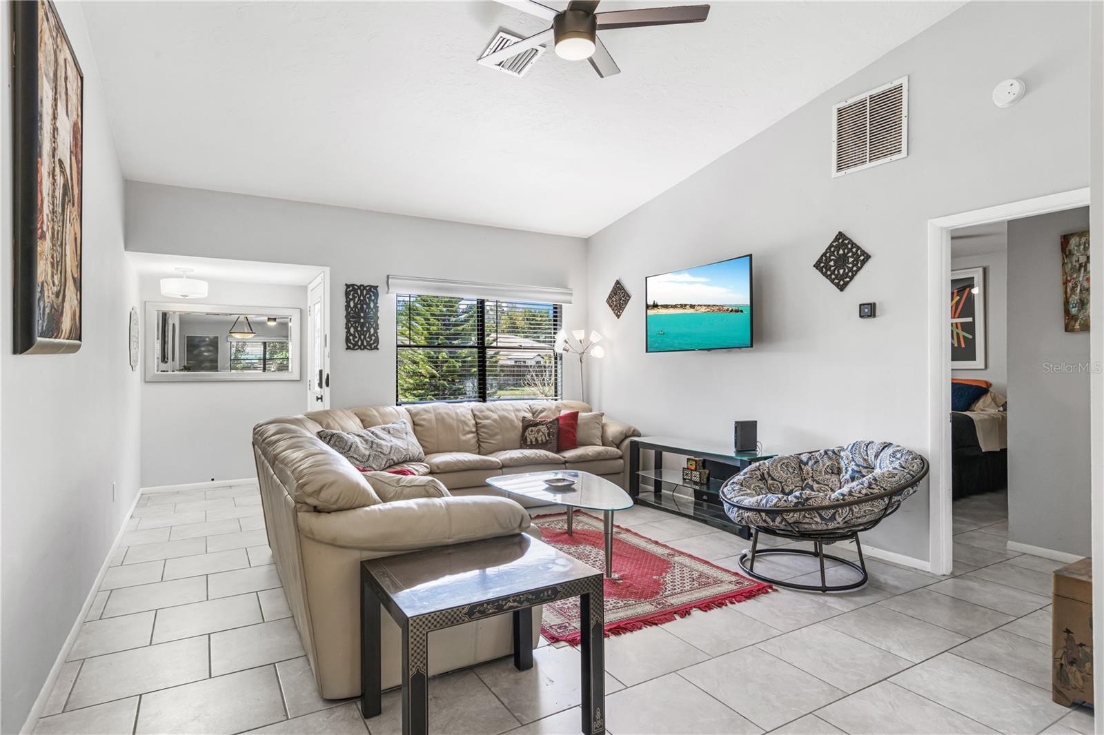 1276 REDSTART ROAD
