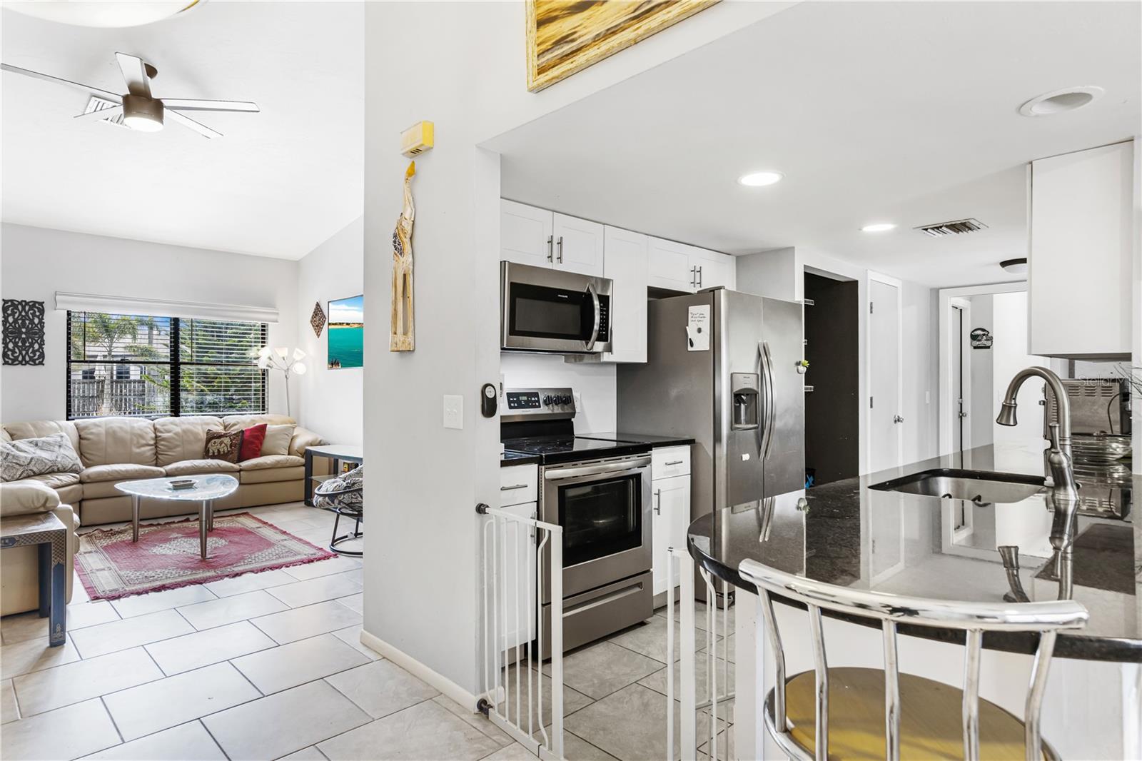 SOUTH VENICE - Residential