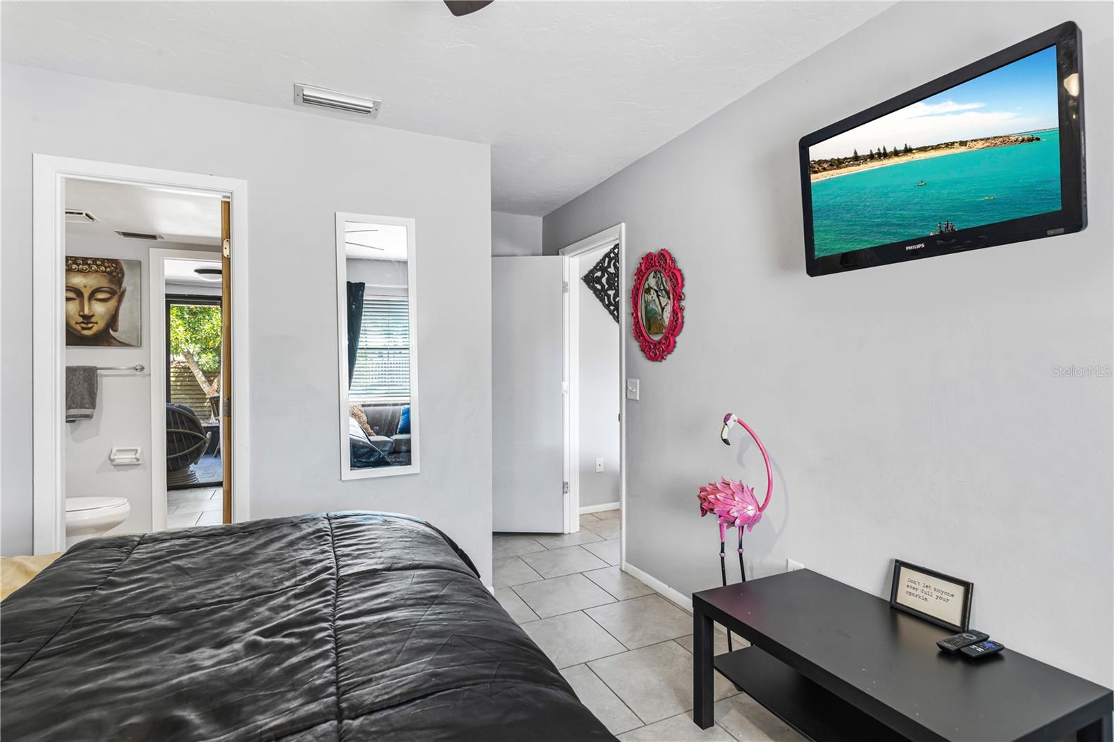 SOUTH VENICE - Residential