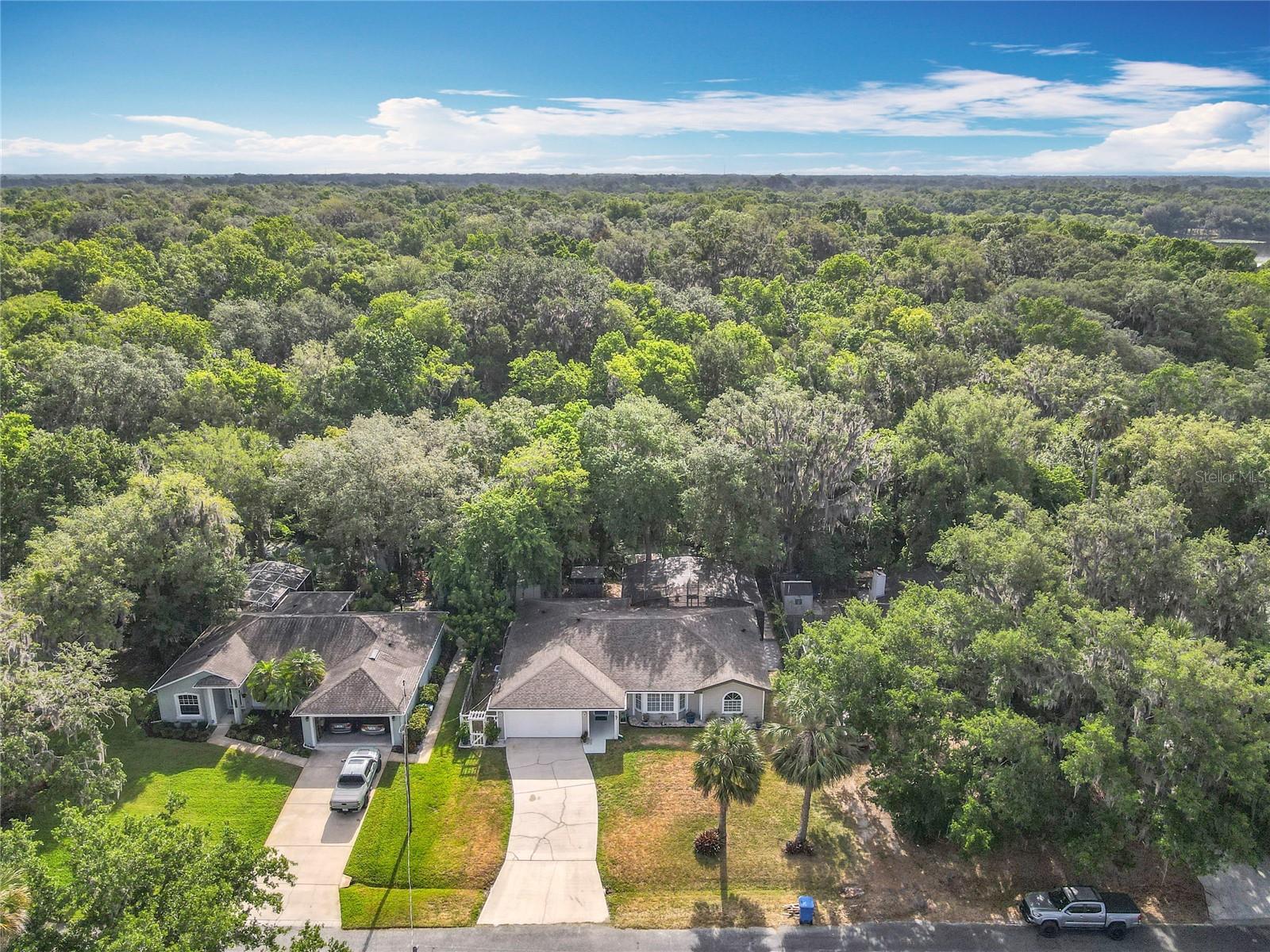 185 POINCIANA LANE