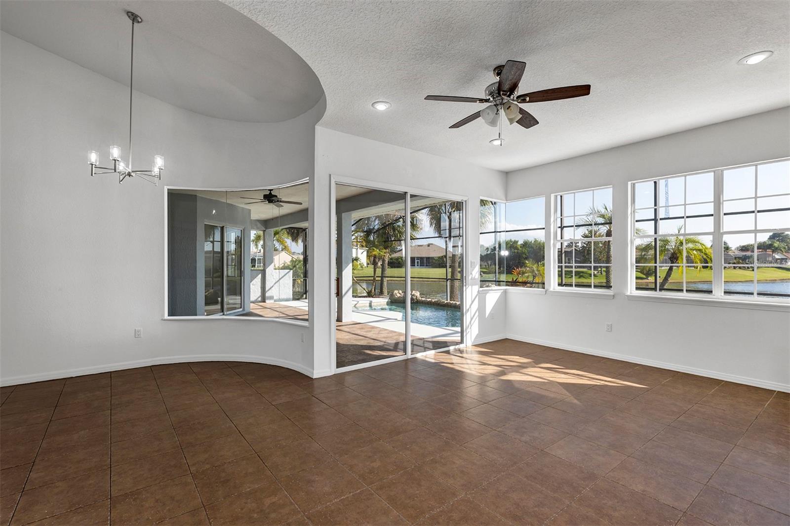 HUNTERS CREEK TR 200-215 PH 01 - Residential