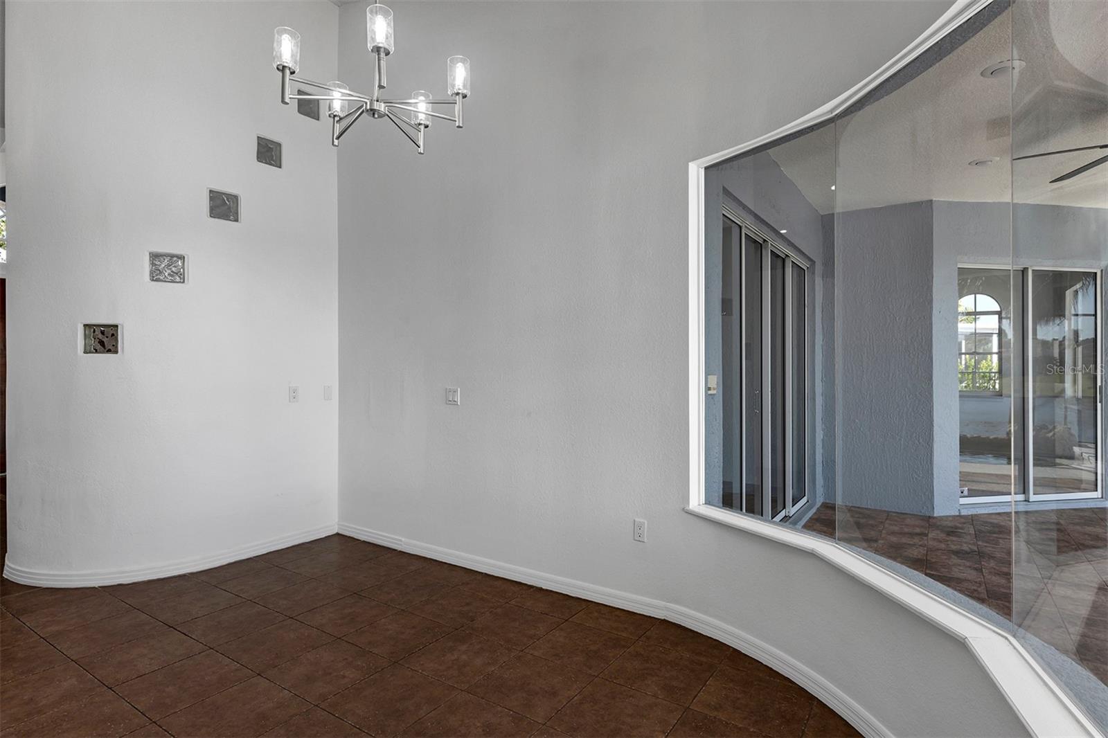 HUNTERS CREEK TR 200-215 PH 01 - Residential