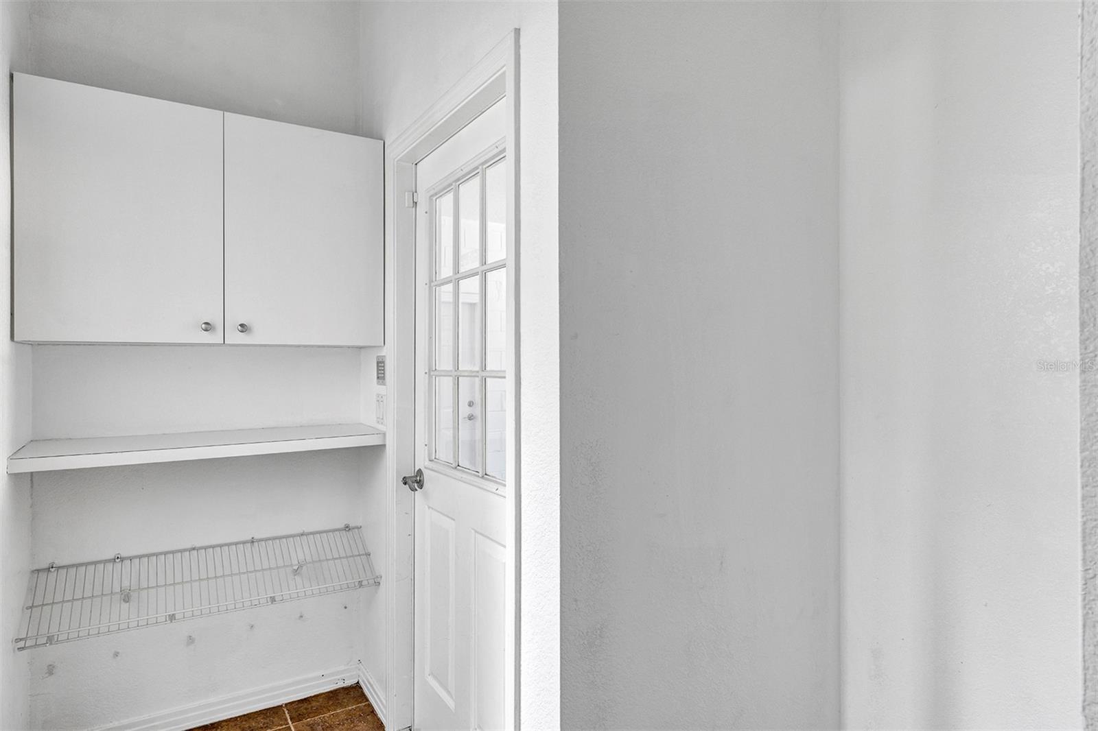 HUNTERS CREEK TR 200-215 PH 01 - Residential