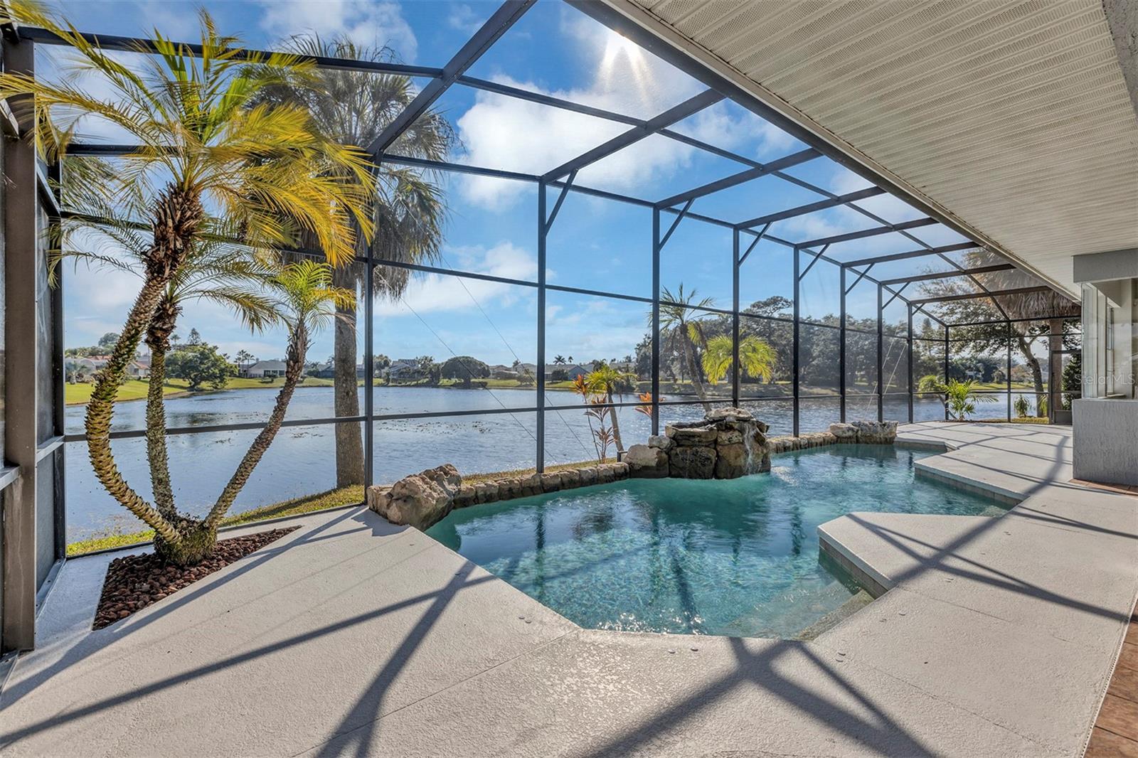 HUNTERS CREEK TR 200-215 PH 01 - Residential