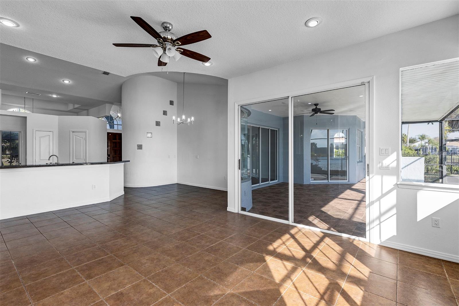 HUNTERS CREEK TR 200-215 PH 01 - Residential