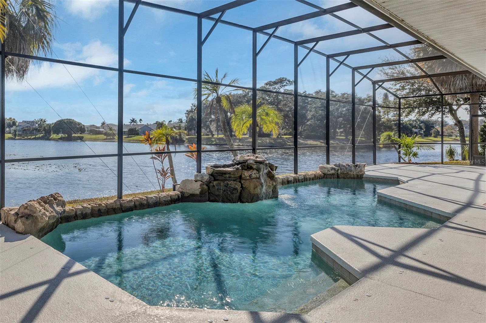 HUNTERS CREEK TR 200-215 PH 01 - Residential