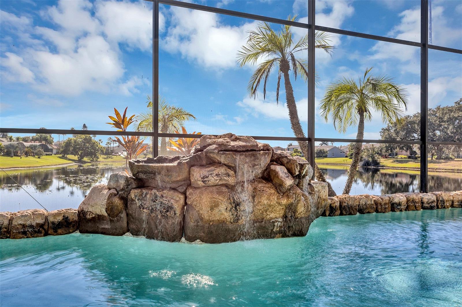 HUNTERS CREEK TR 200-215 PH 01 - Residential