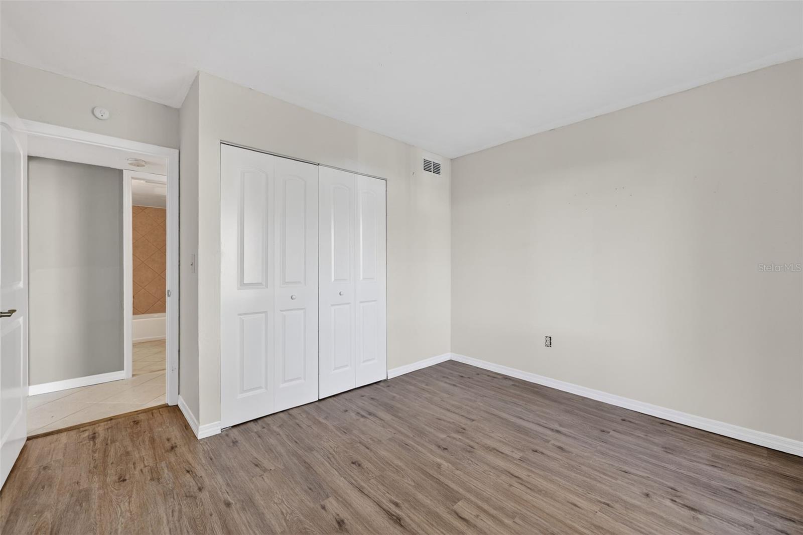 PINE RIDGE AT LAKE TARPON VILLAGE - Residential