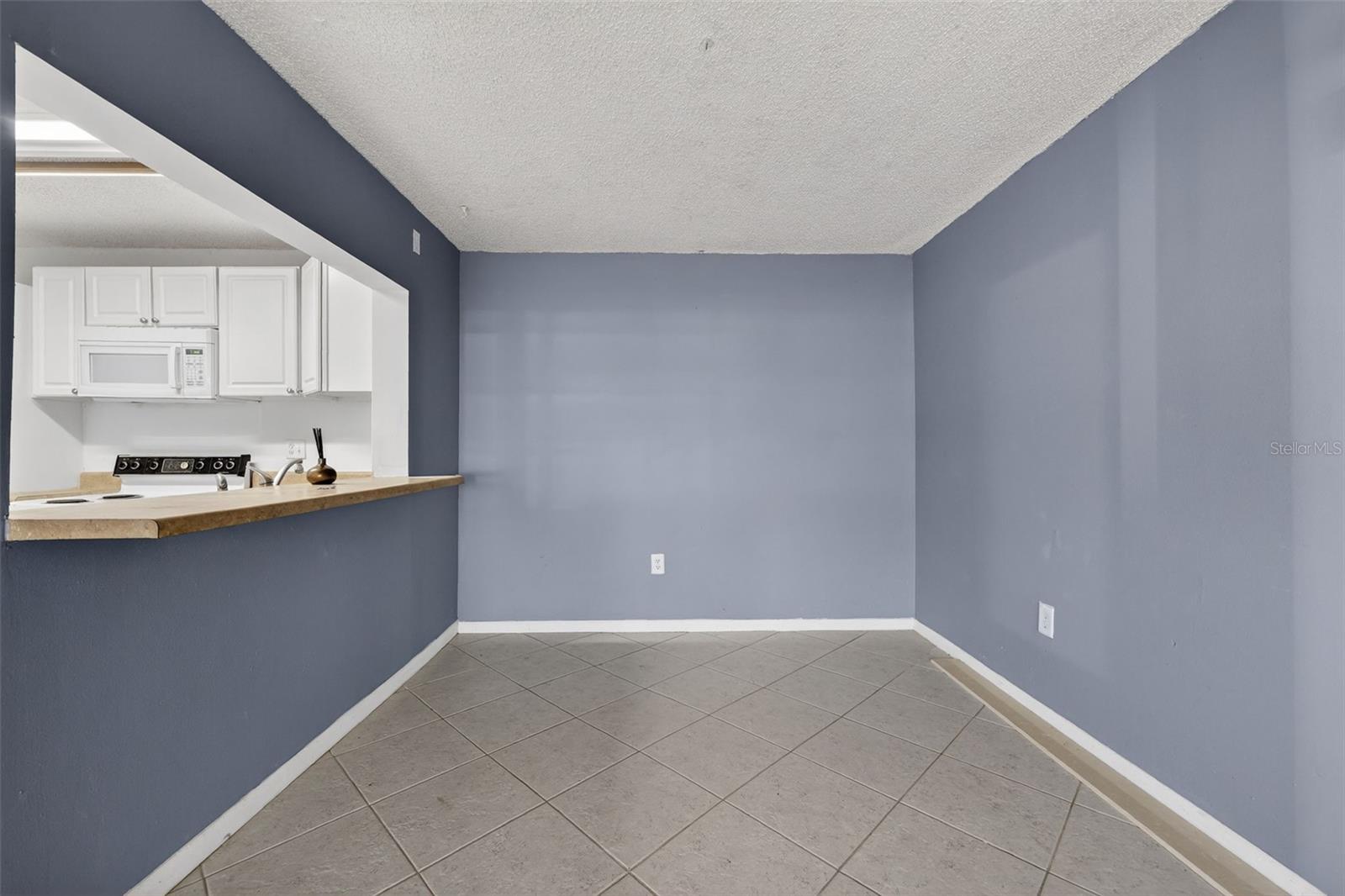 PINE RIDGE AT LAKE TARPON VILLAGE - Residential